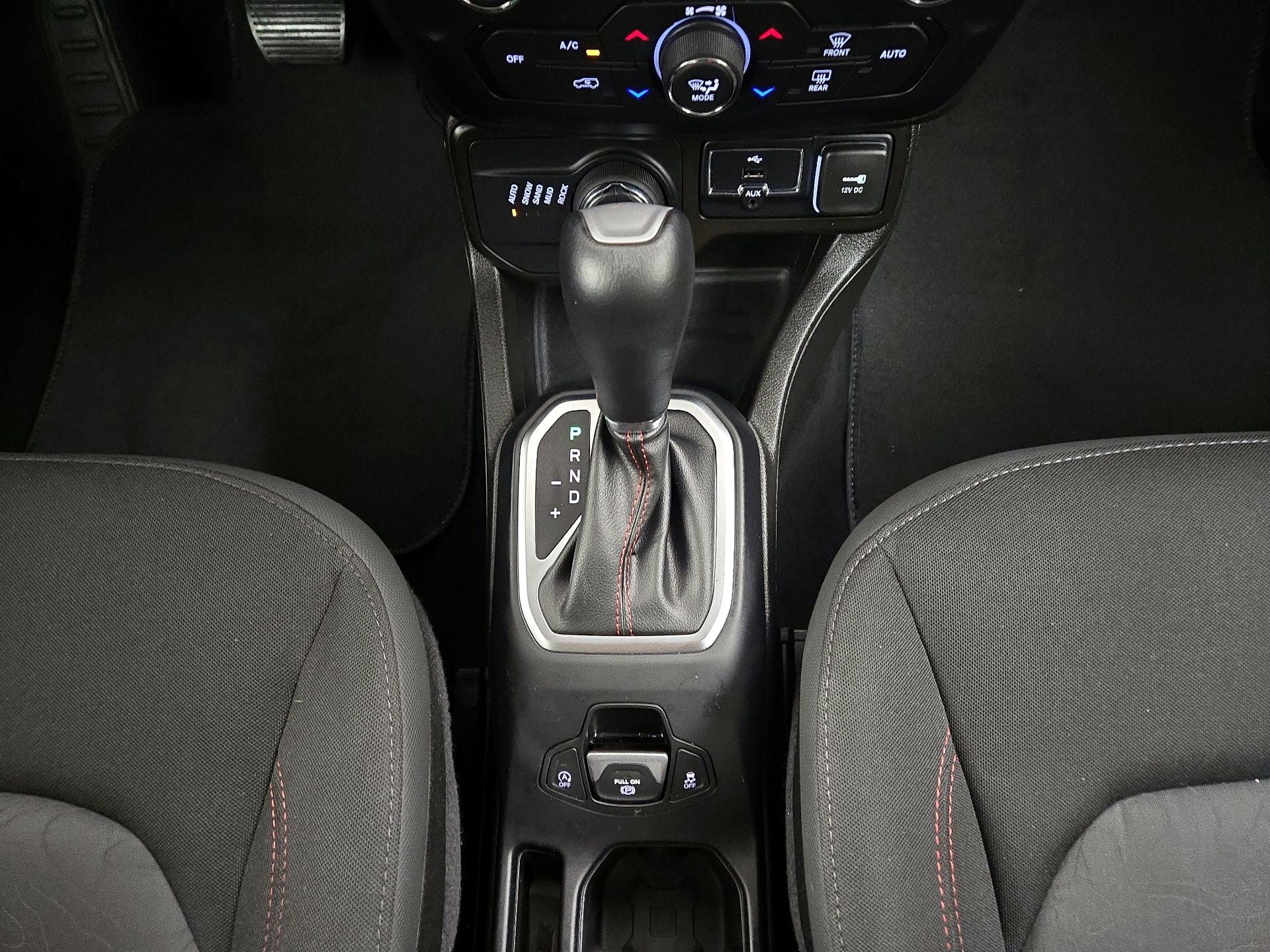 Thumbnail: 2023 Jeep Renegade - 16