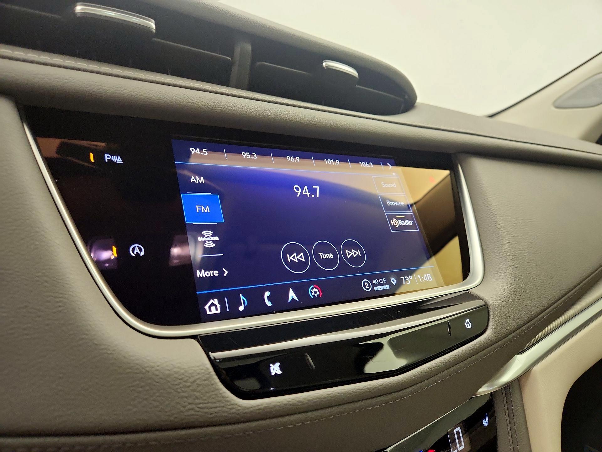 Thumbnail: 2023 Cadillac XT5 - 15