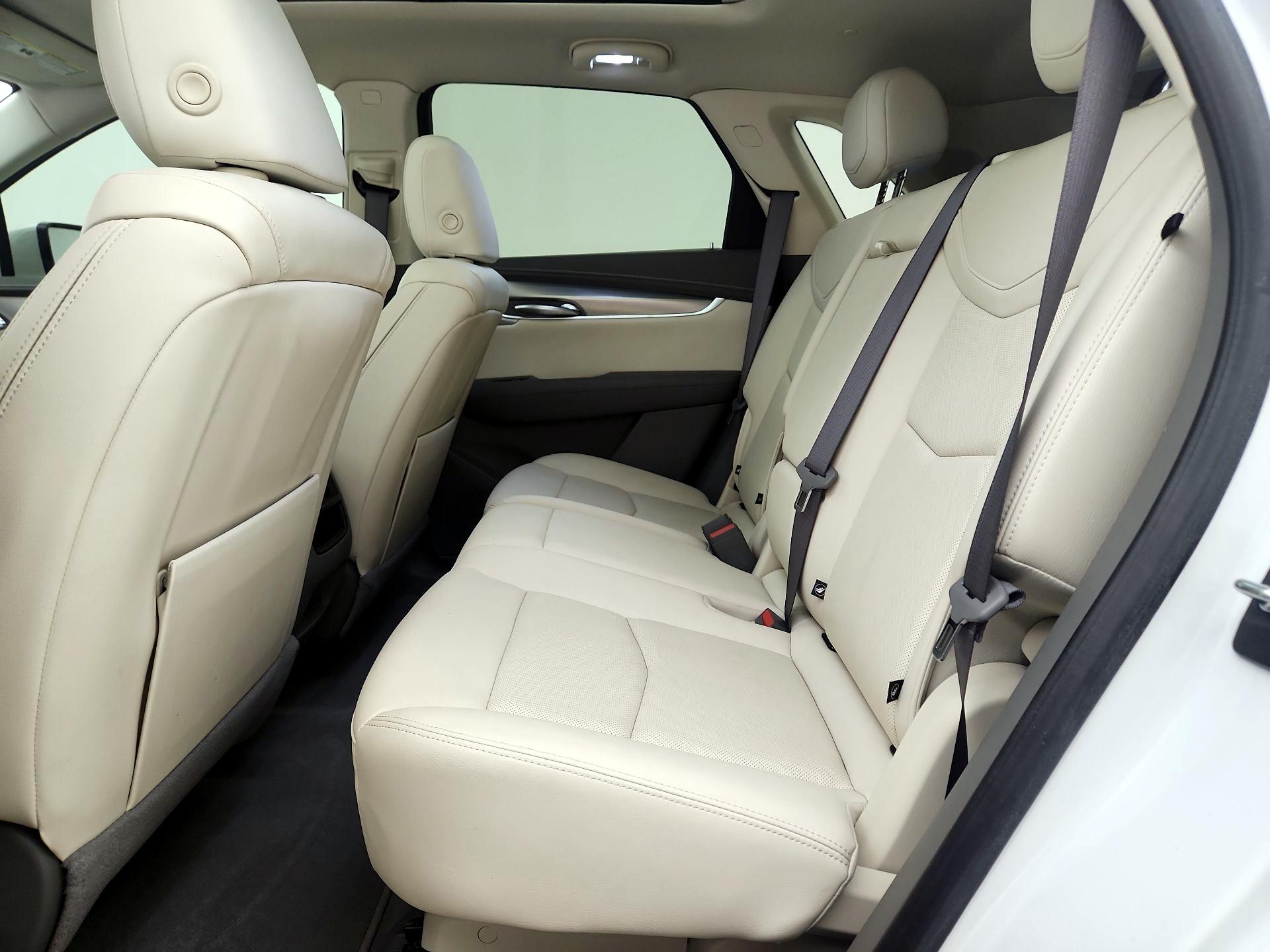 Thumbnail: 2023 Cadillac XT5 - 20