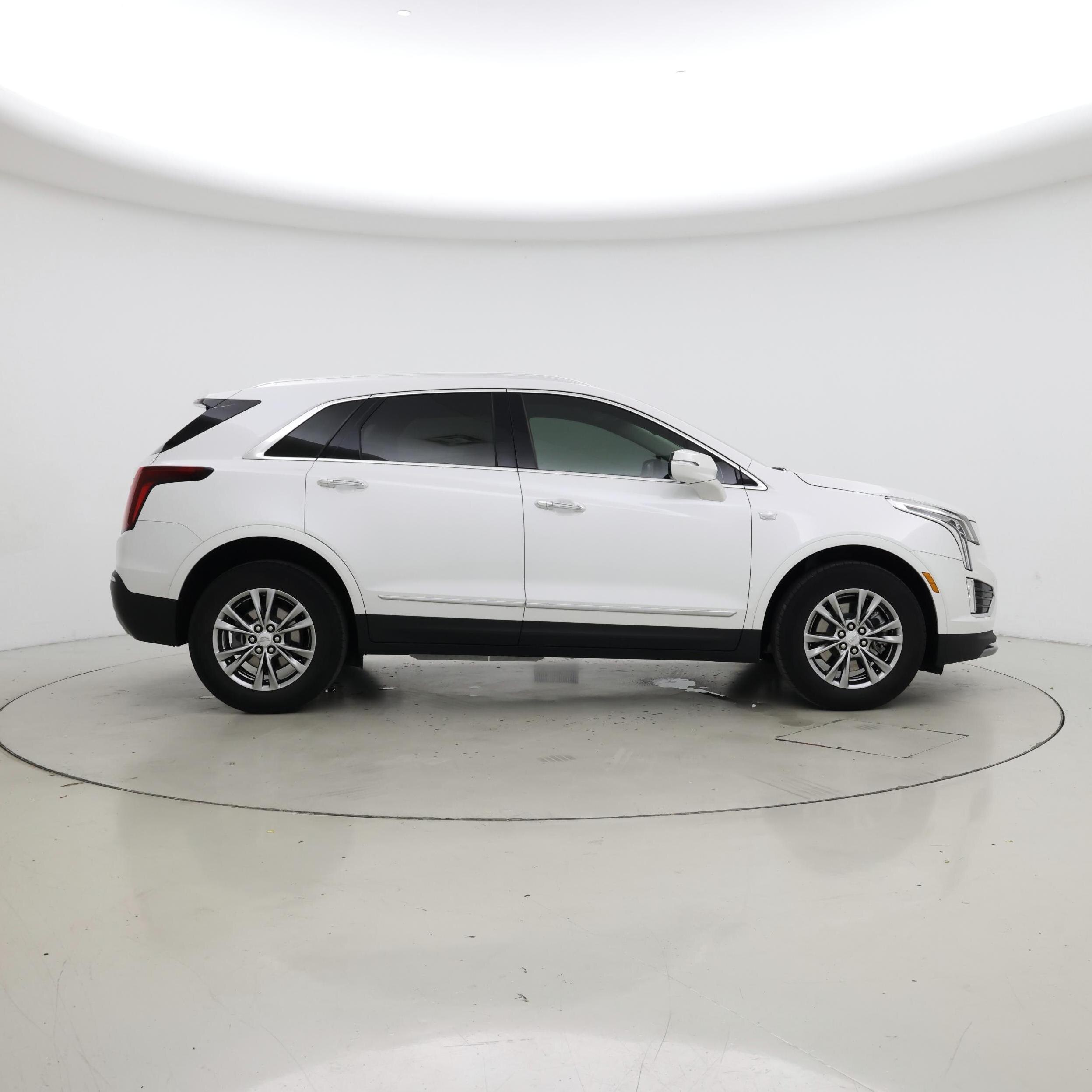 Thumbnail: 2023 Cadillac XT5 - 7
