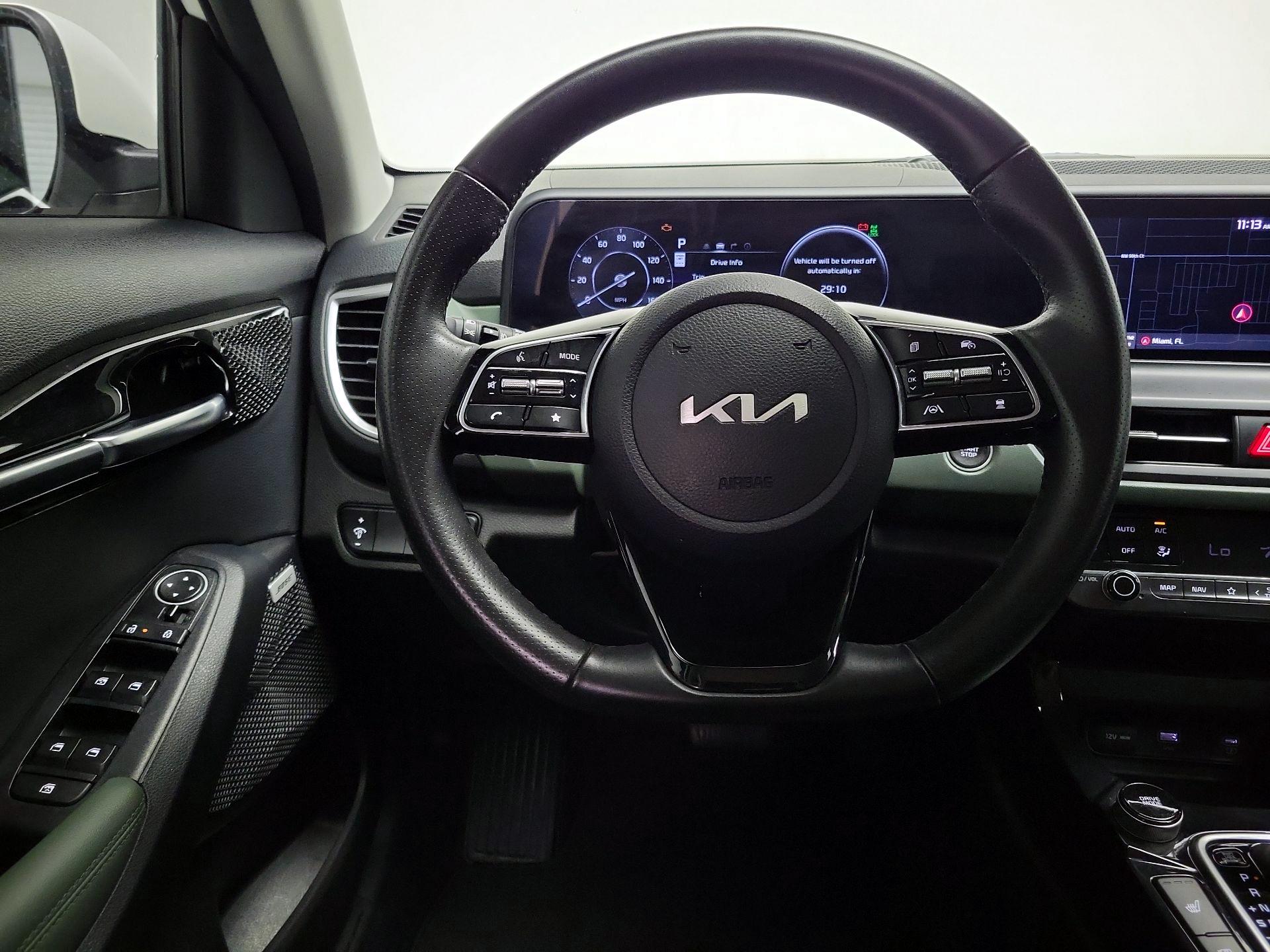 Thumbnail: 2024 Kia Seltos - 10