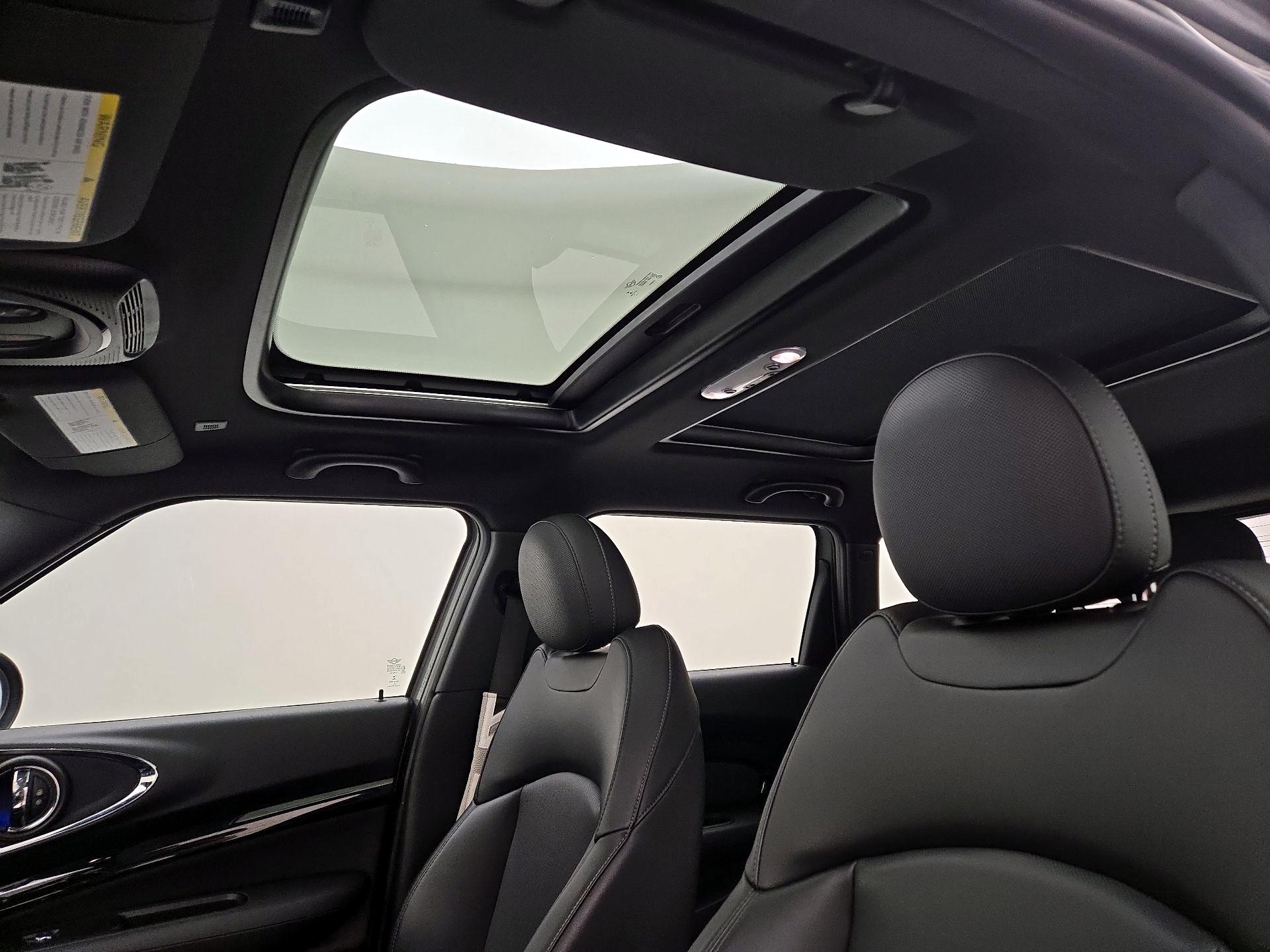 Thumbnail: 2020 MINI Cooper Clubman - 17