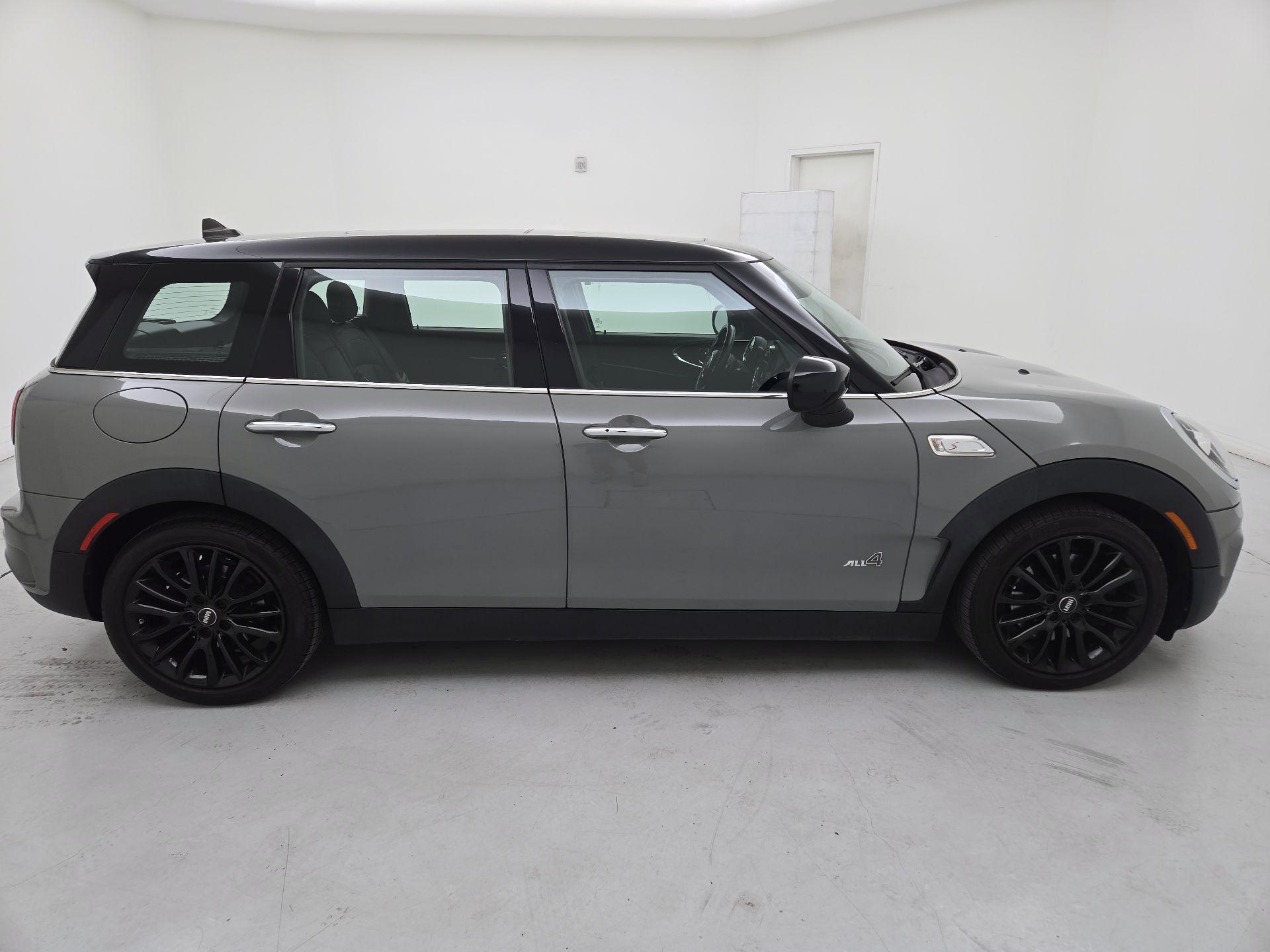Thumbnail: 2020 MINI Cooper Clubman - 4