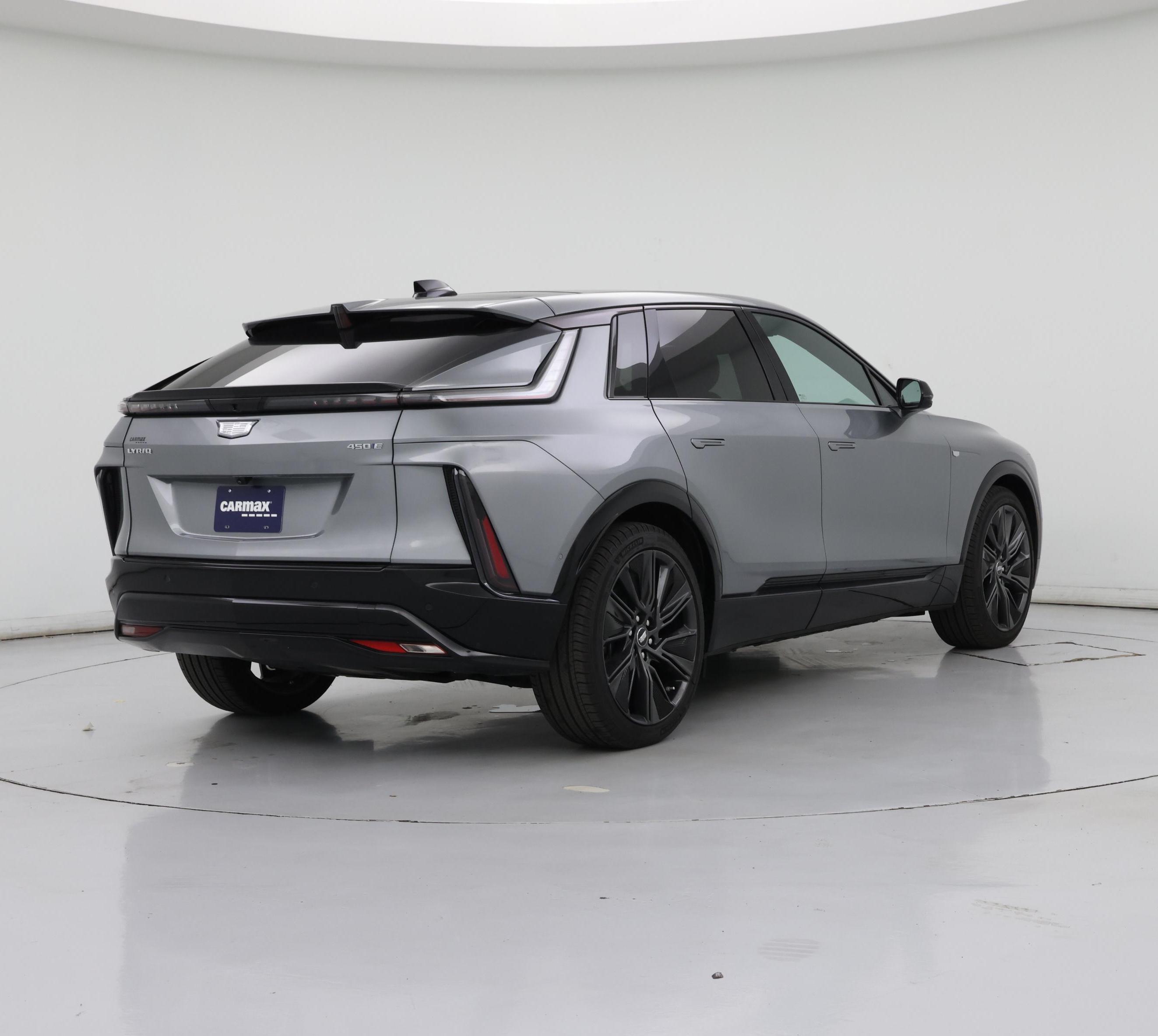 Thumbnail: 2024 Cadillac Lyriq - 8