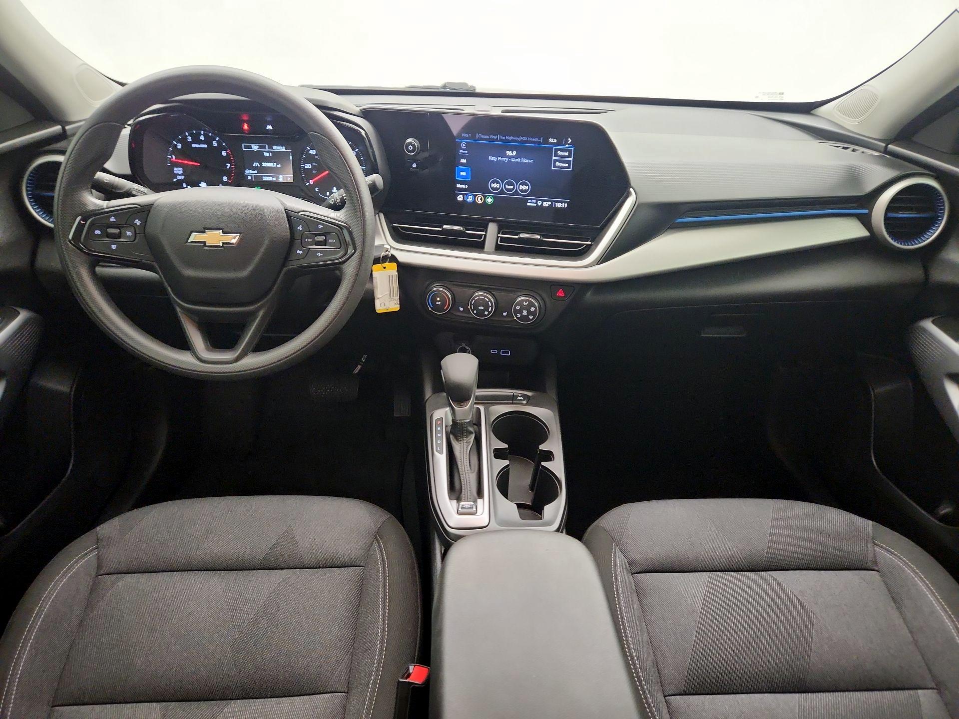 Thumbnail: 2024 Chevrolet Trax - 9