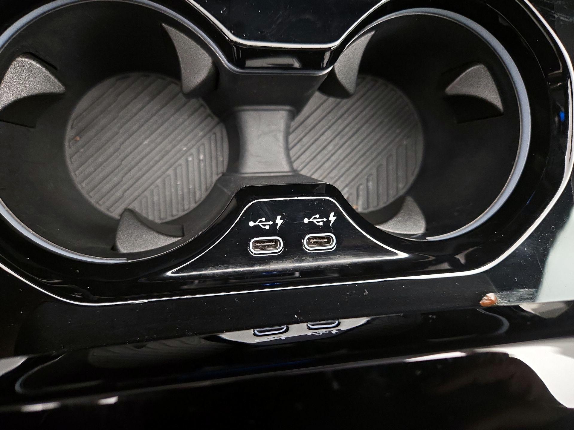 Thumbnail: 2024 BMW 5 Series - 19