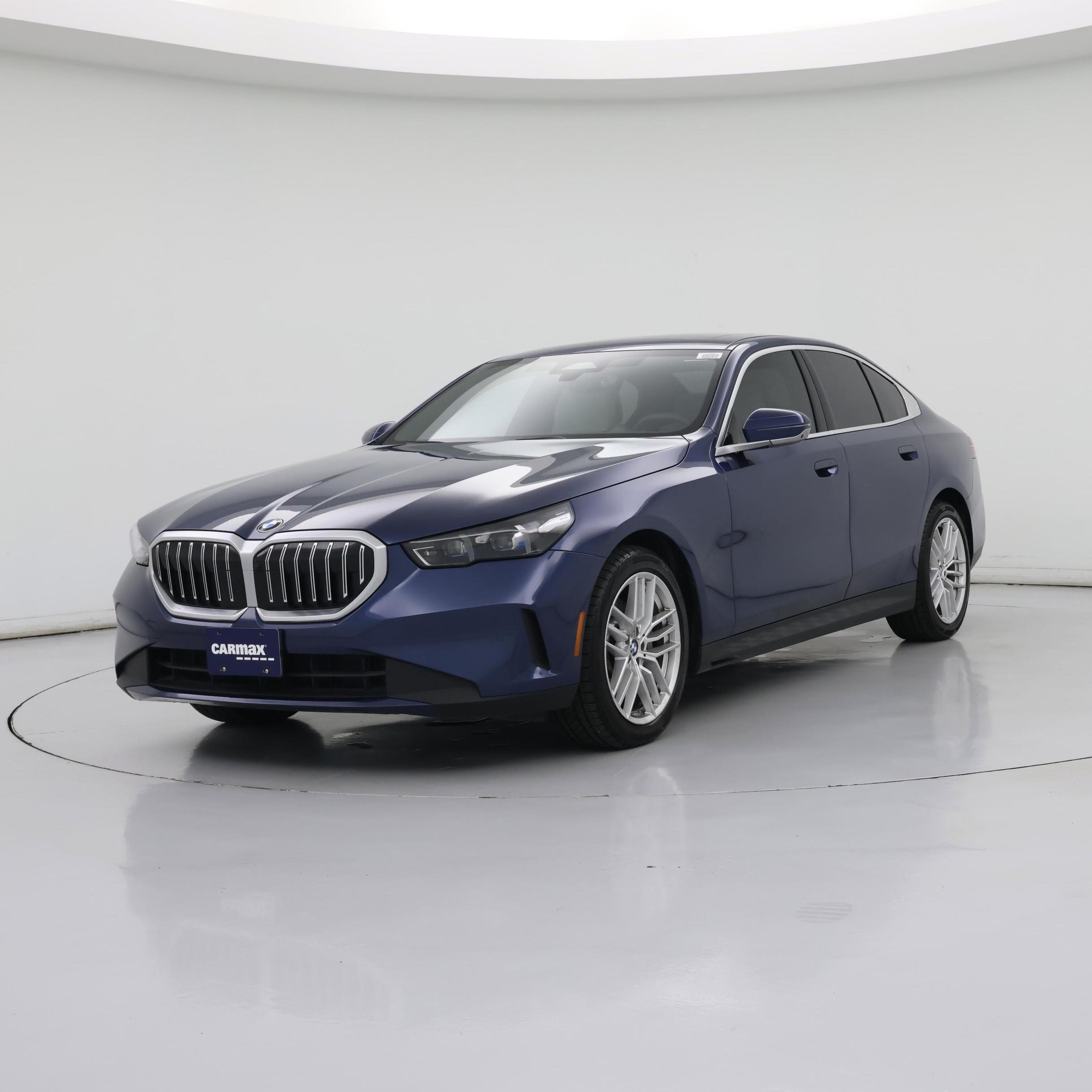 Thumbnail: 2024 BMW 5 Series - 4