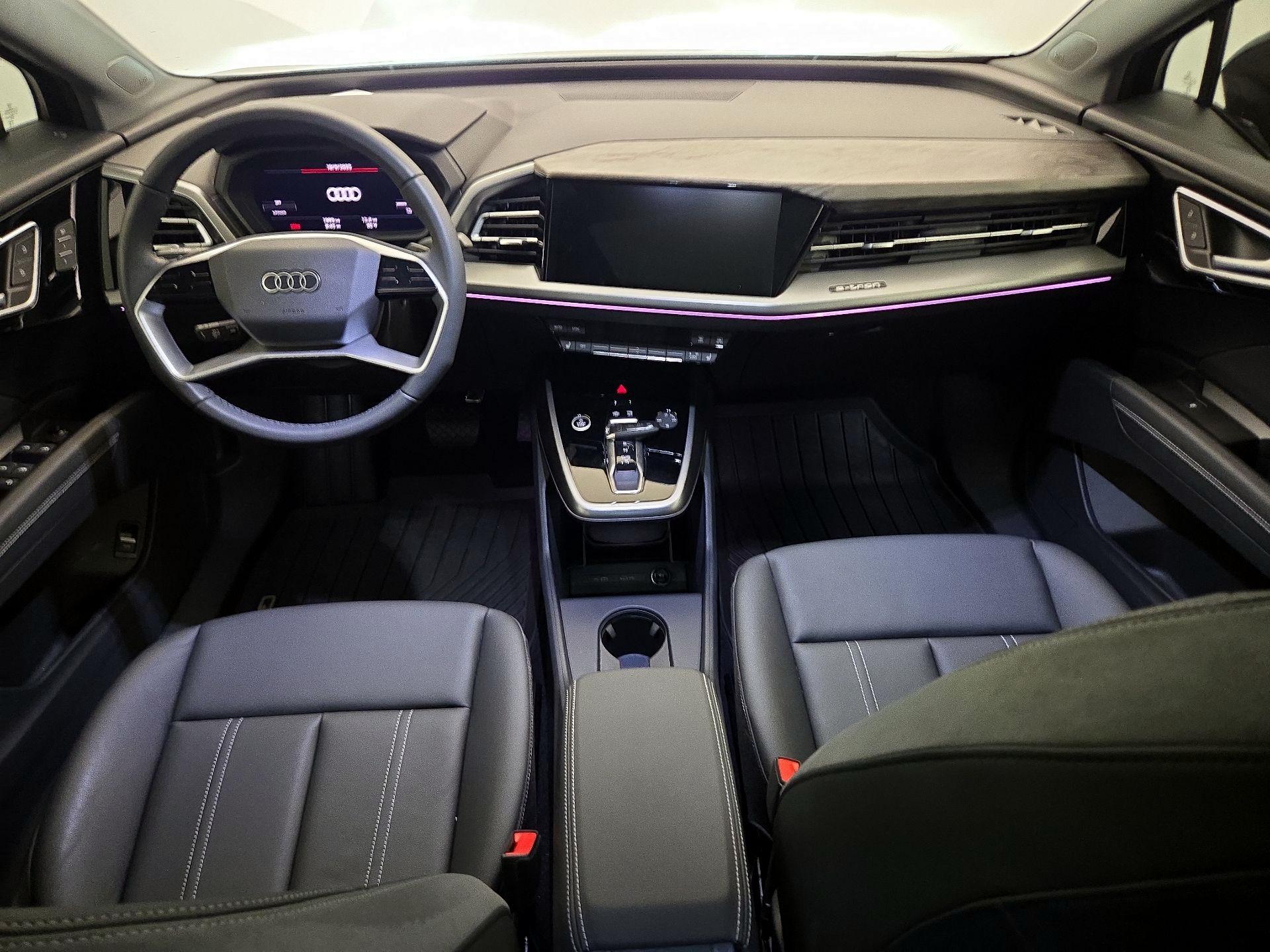 Thumbnail: 2025 Audi Q4 e-tron - 9