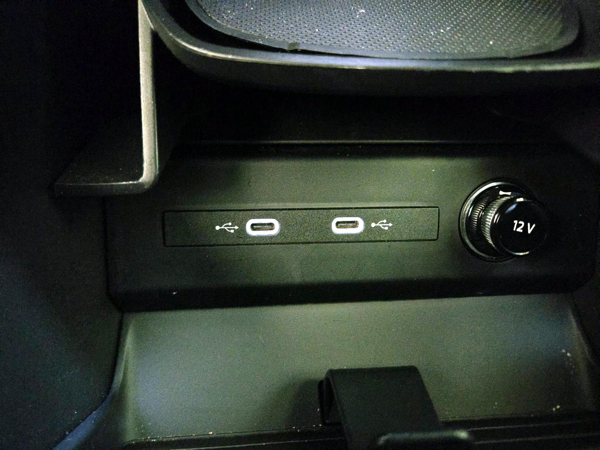 Thumbnail: 2025 Audi Q4 e-tron - 19