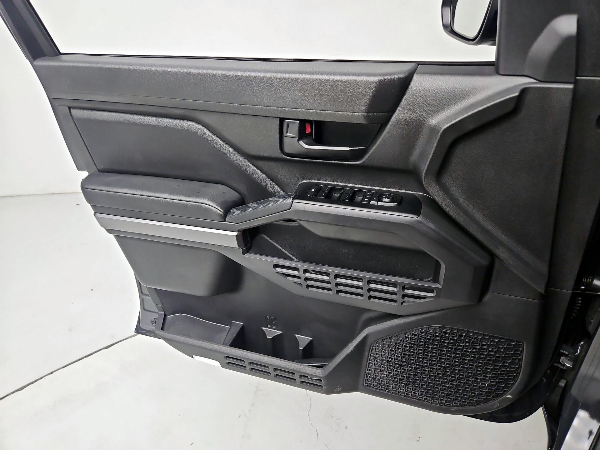 Thumbnail: 2025 Toyota Tacoma - 12