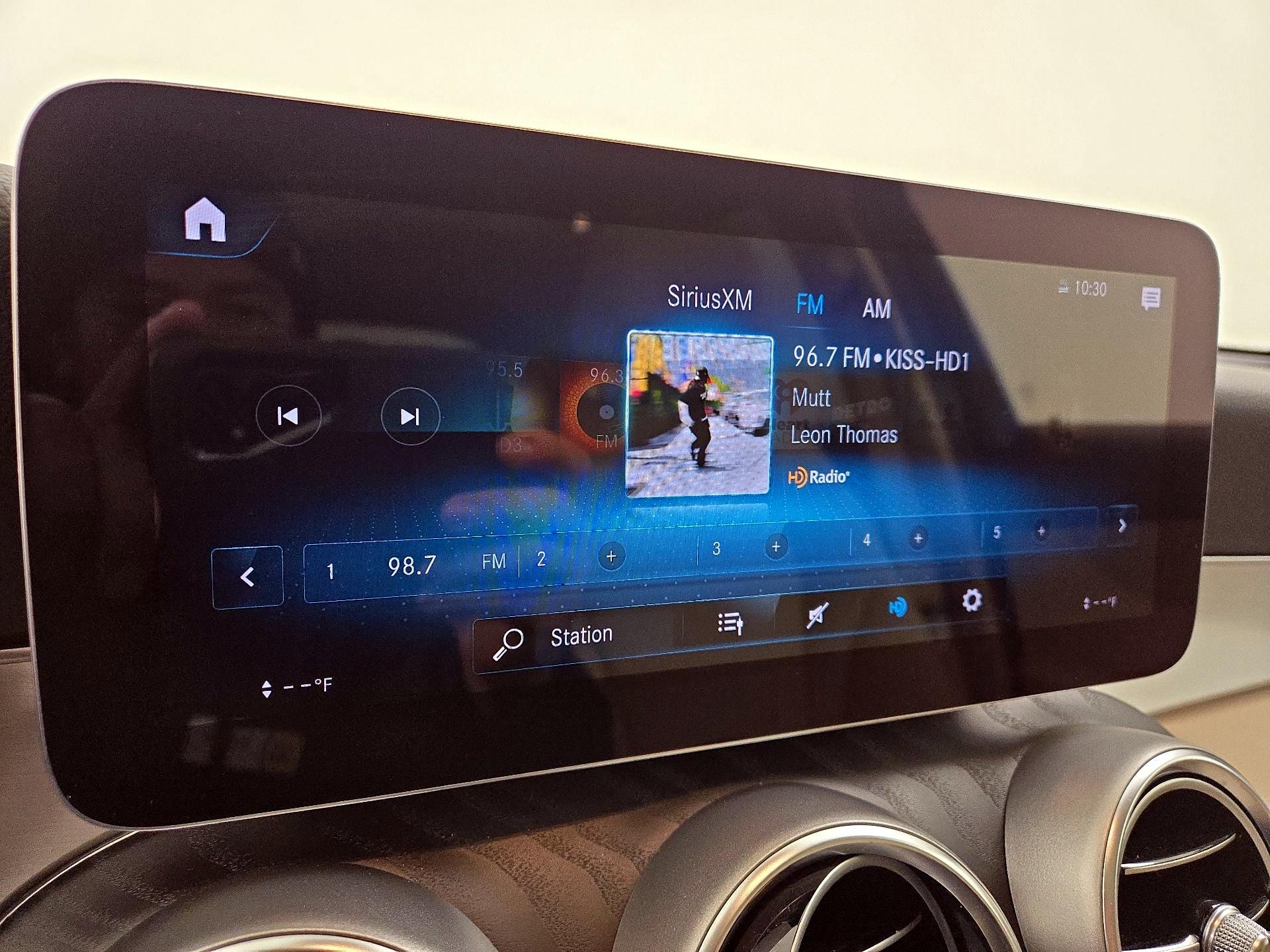 Thumbnail: 2022 Mercedes-Benz GLC - 15