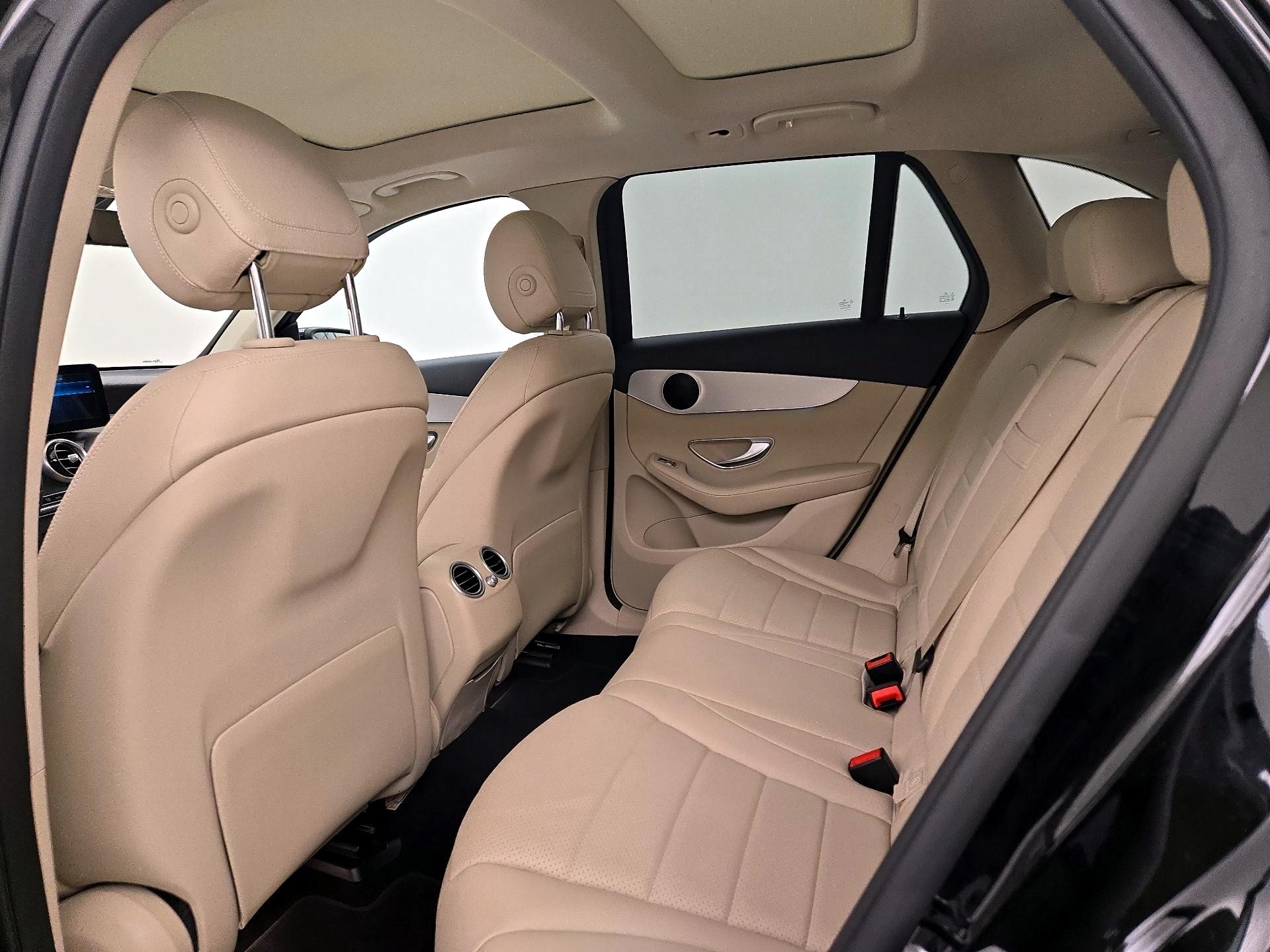 Thumbnail: 2022 Mercedes-Benz GLC - 20