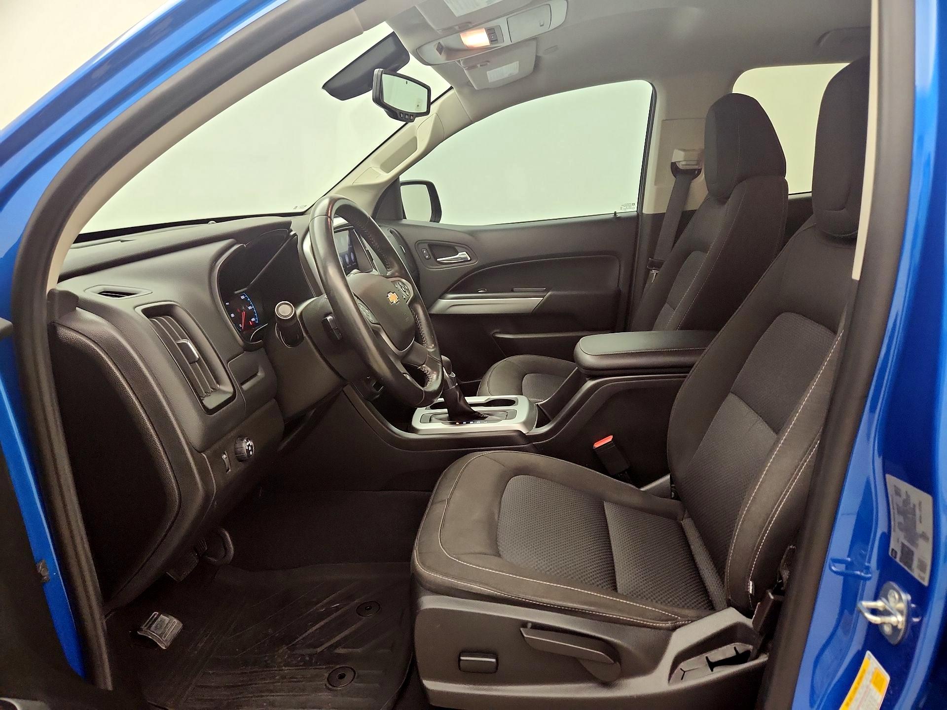 Thumbnail: 2022 Chevrolet Colorado - 11