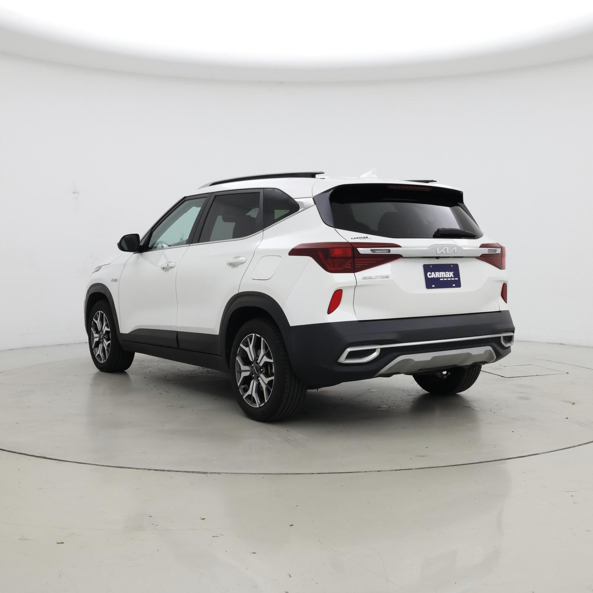 Thumbnail: 2022 Kia Seltos - 2