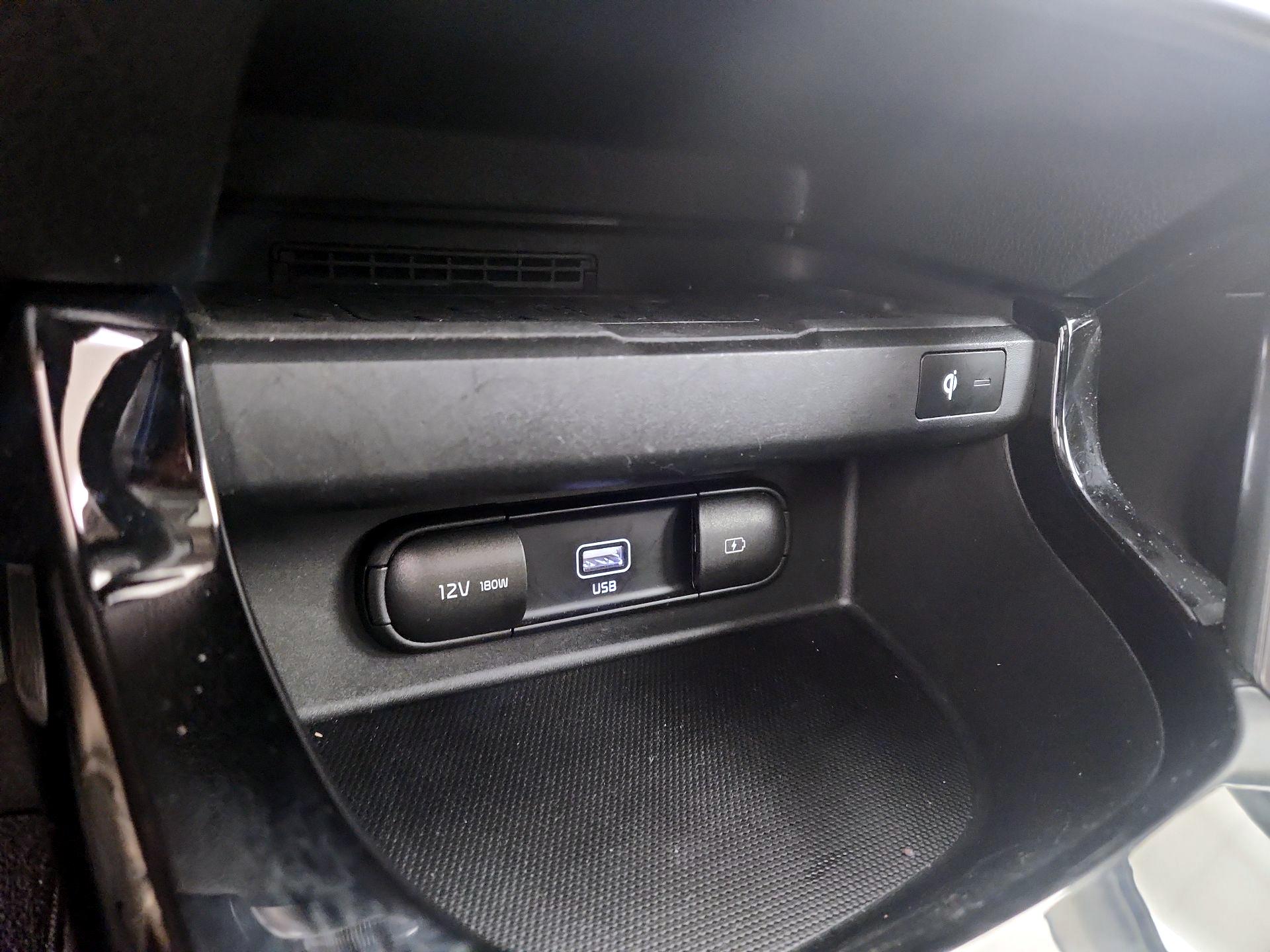 Thumbnail: 2022 Kia Seltos - 19