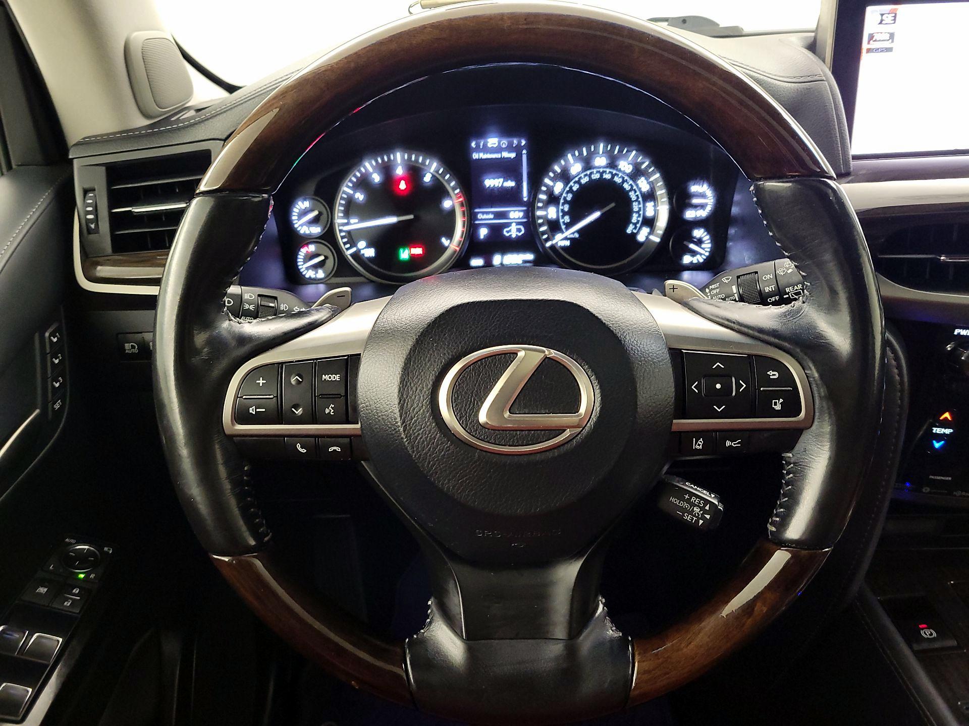 Thumbnail: 2017 Lexus LX - 10