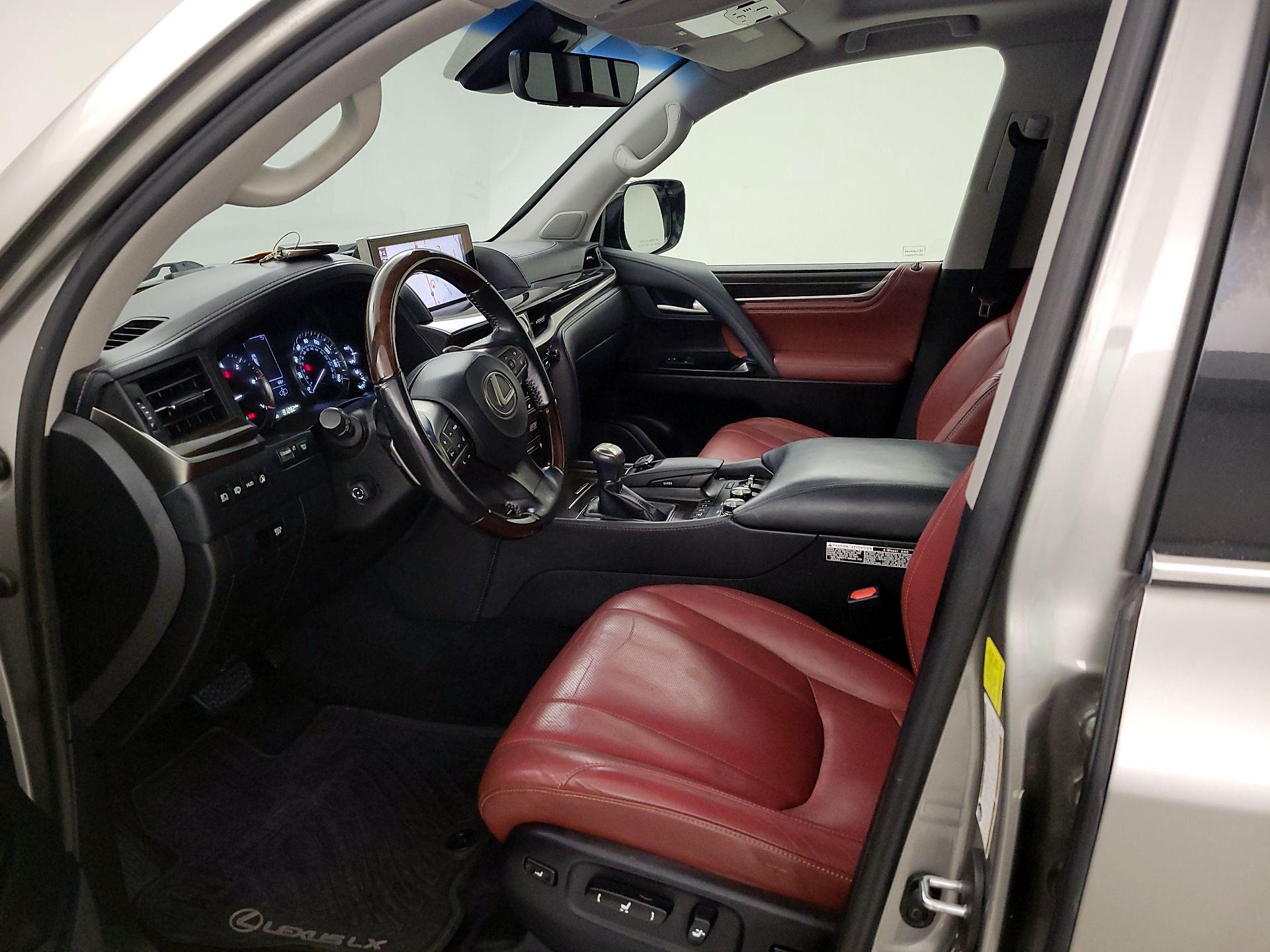 Thumbnail: 2017 Lexus LX - 11