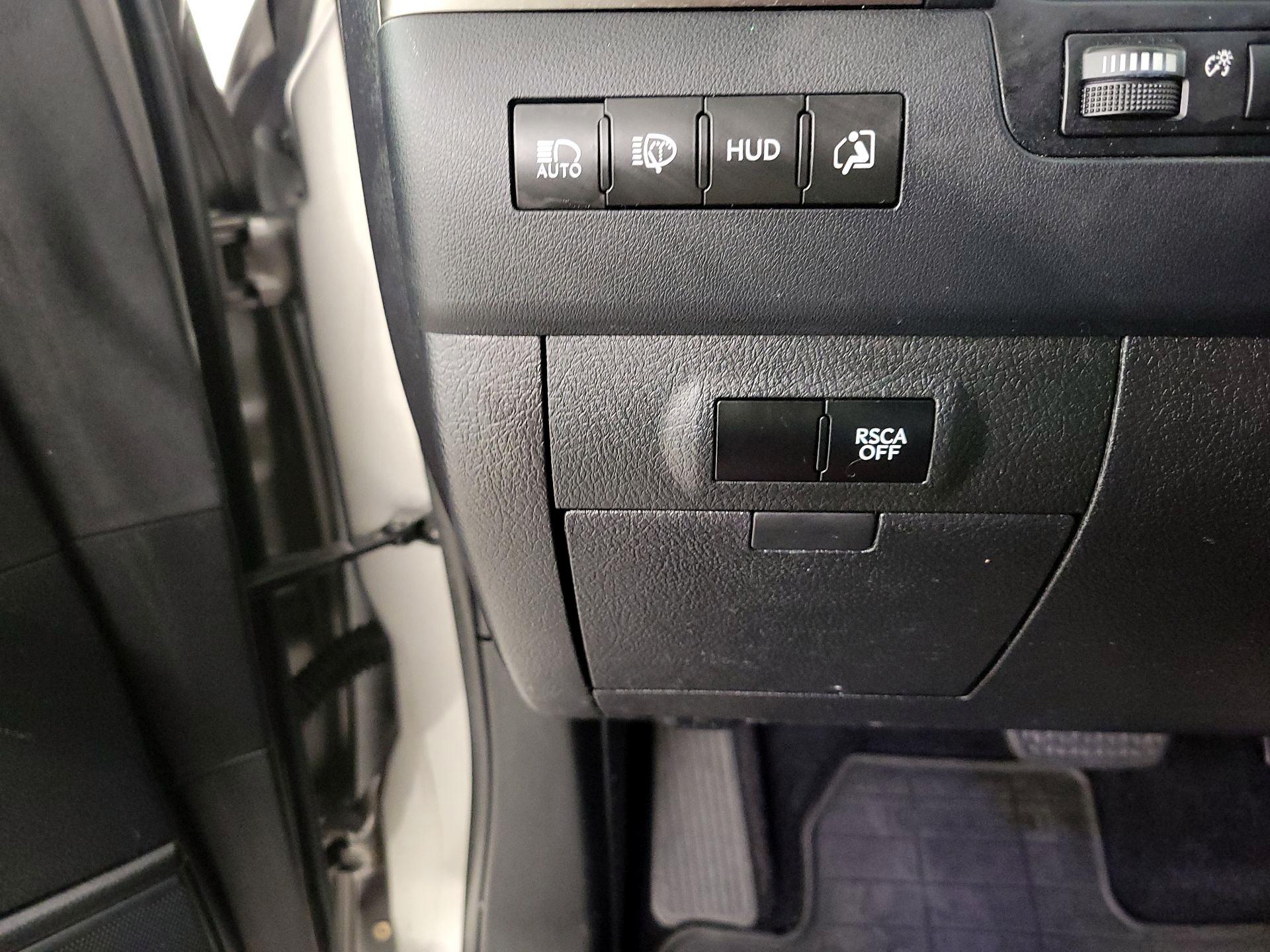 Thumbnail: 2017 Lexus LX - 13