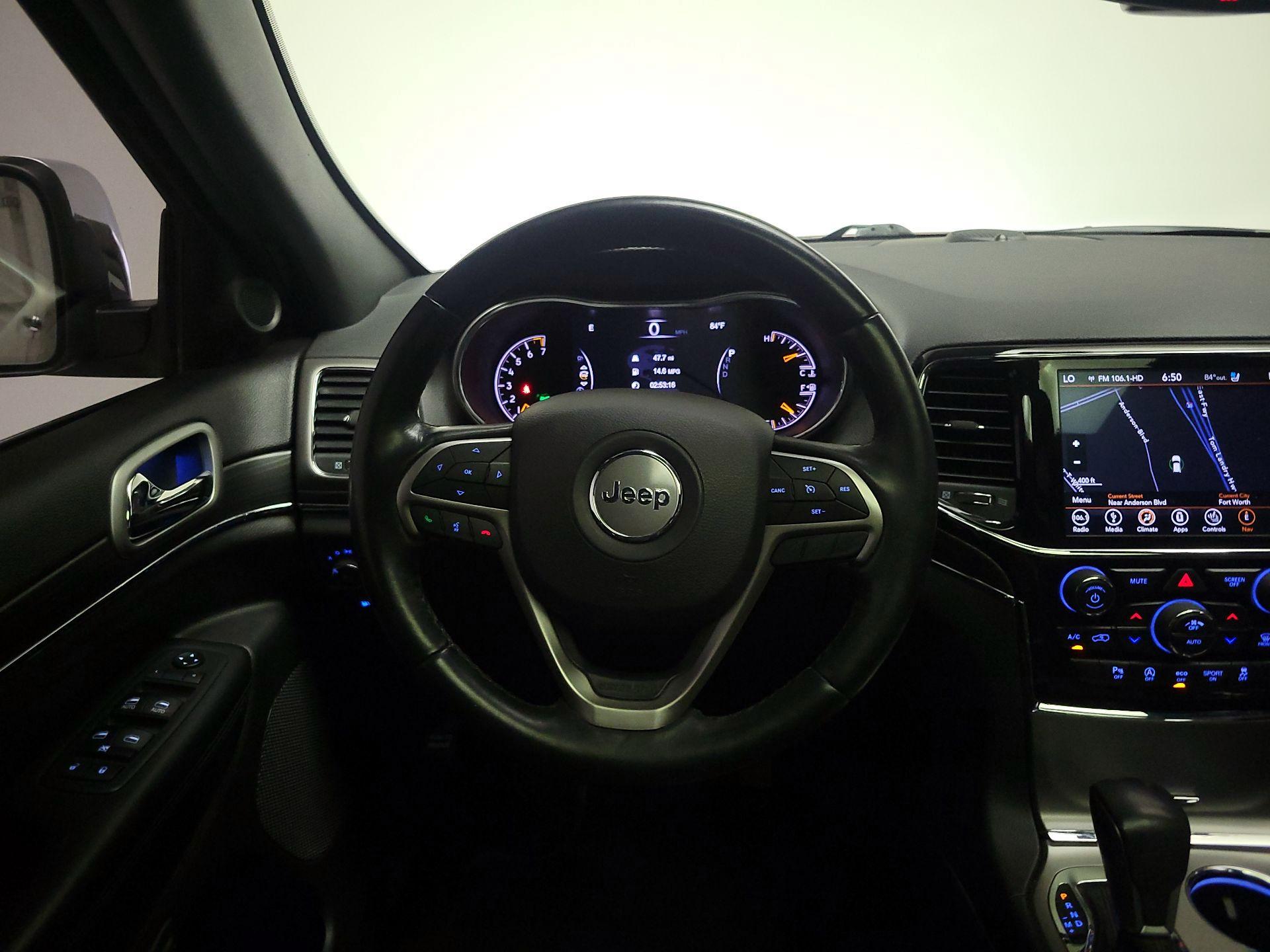 Thumbnail: 2019 Jeep Grand Cherokee - 10