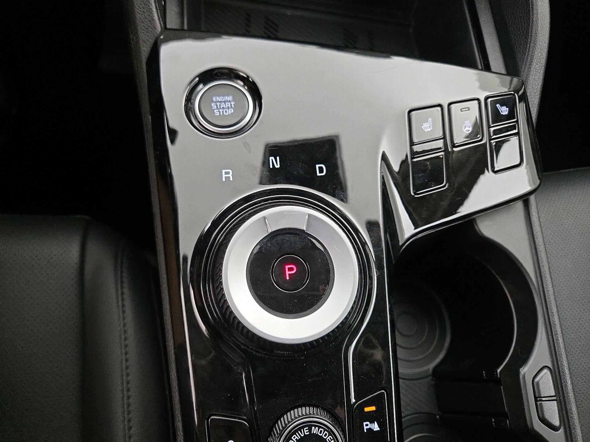 Thumbnail: 2023 Kia Sportage - 18
