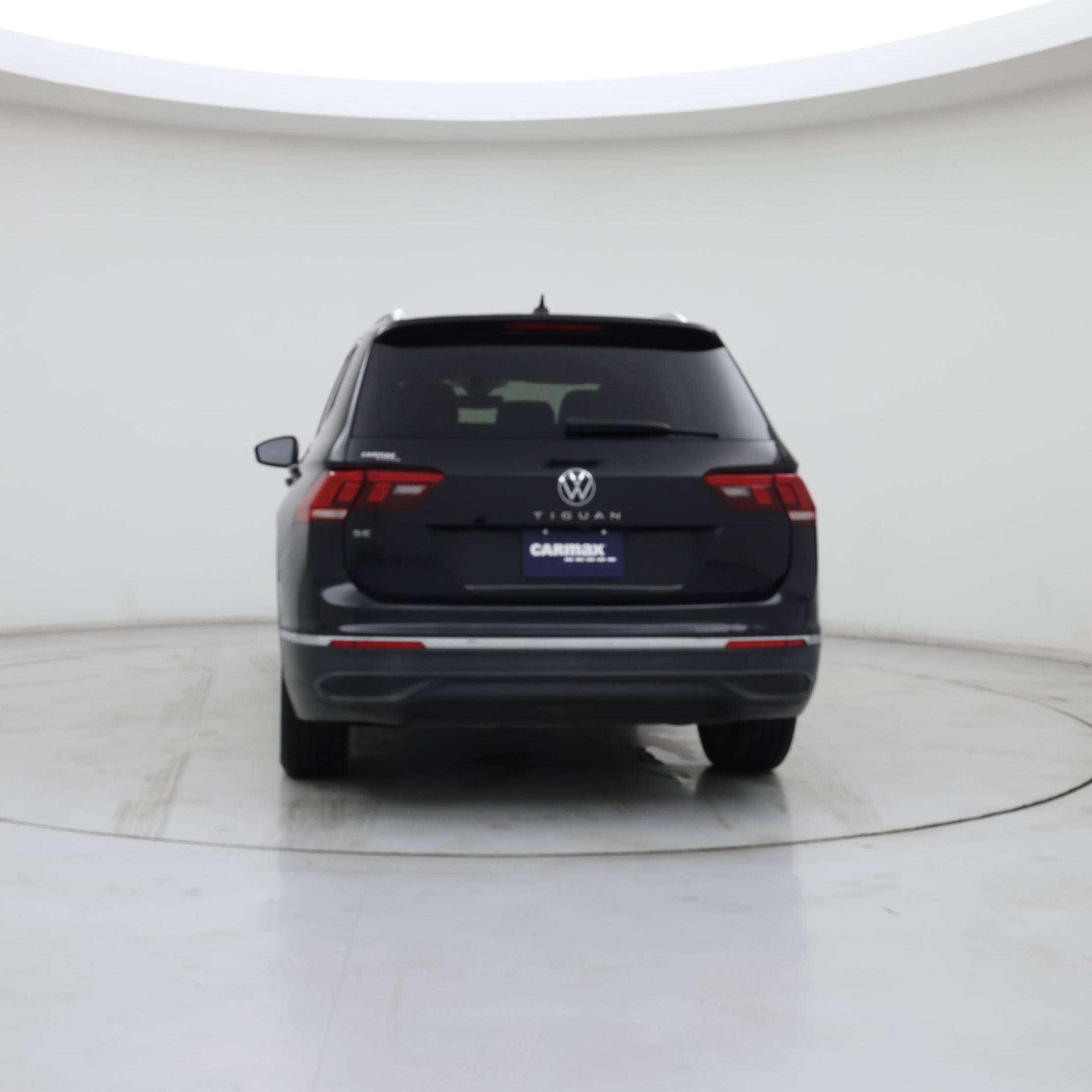 Thumbnail: 2023 Volkswagen Tiguan - 6