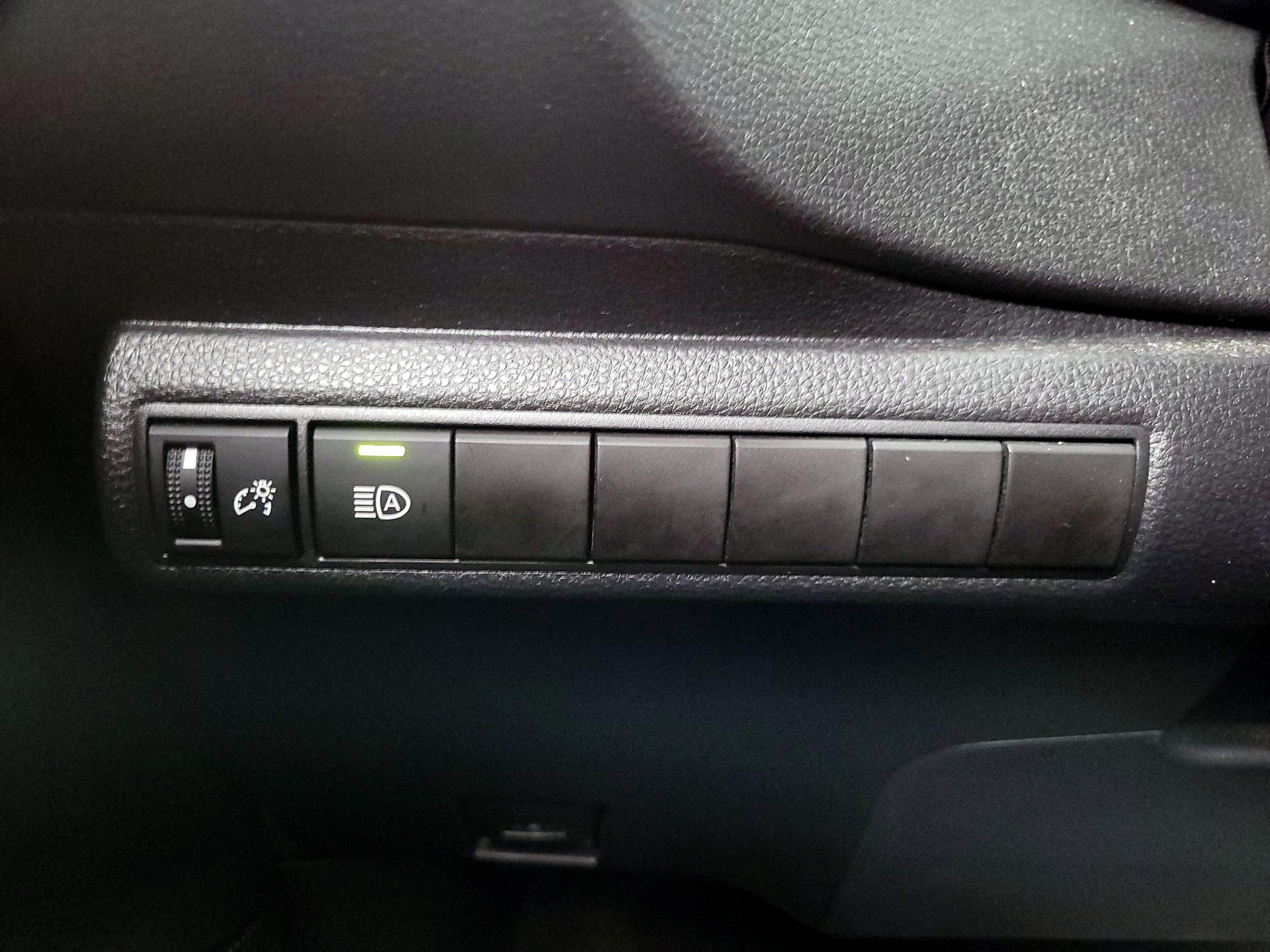 Thumbnail: 2022 Toyota Corolla - 13