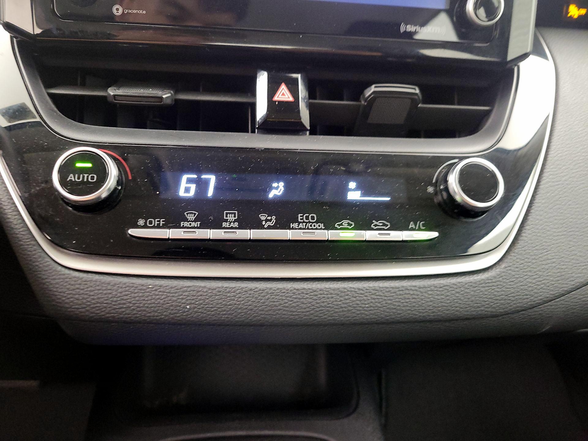 Thumbnail: 2022 Toyota Corolla - 16