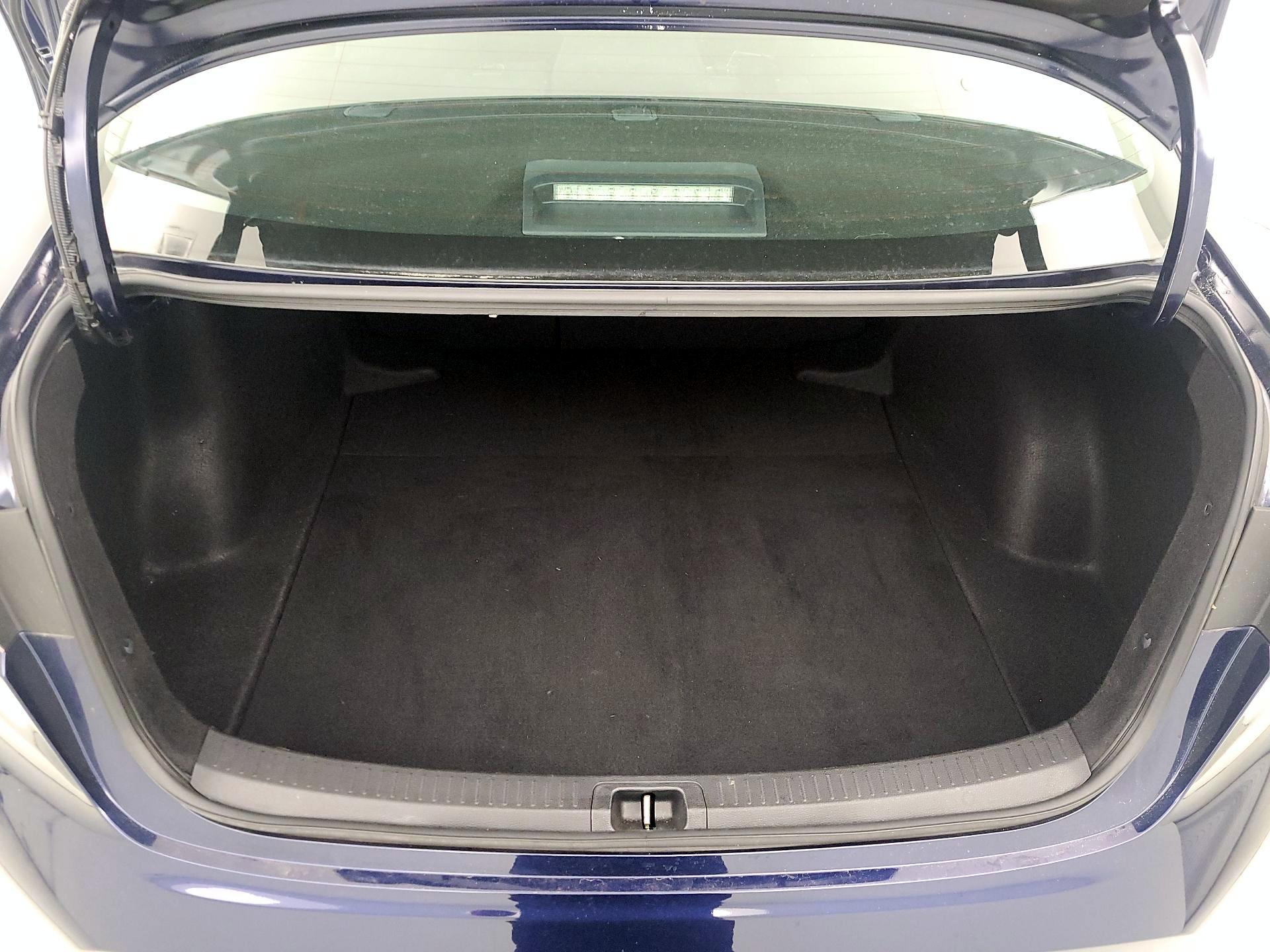 Thumbnail: 2022 Toyota Corolla - 20