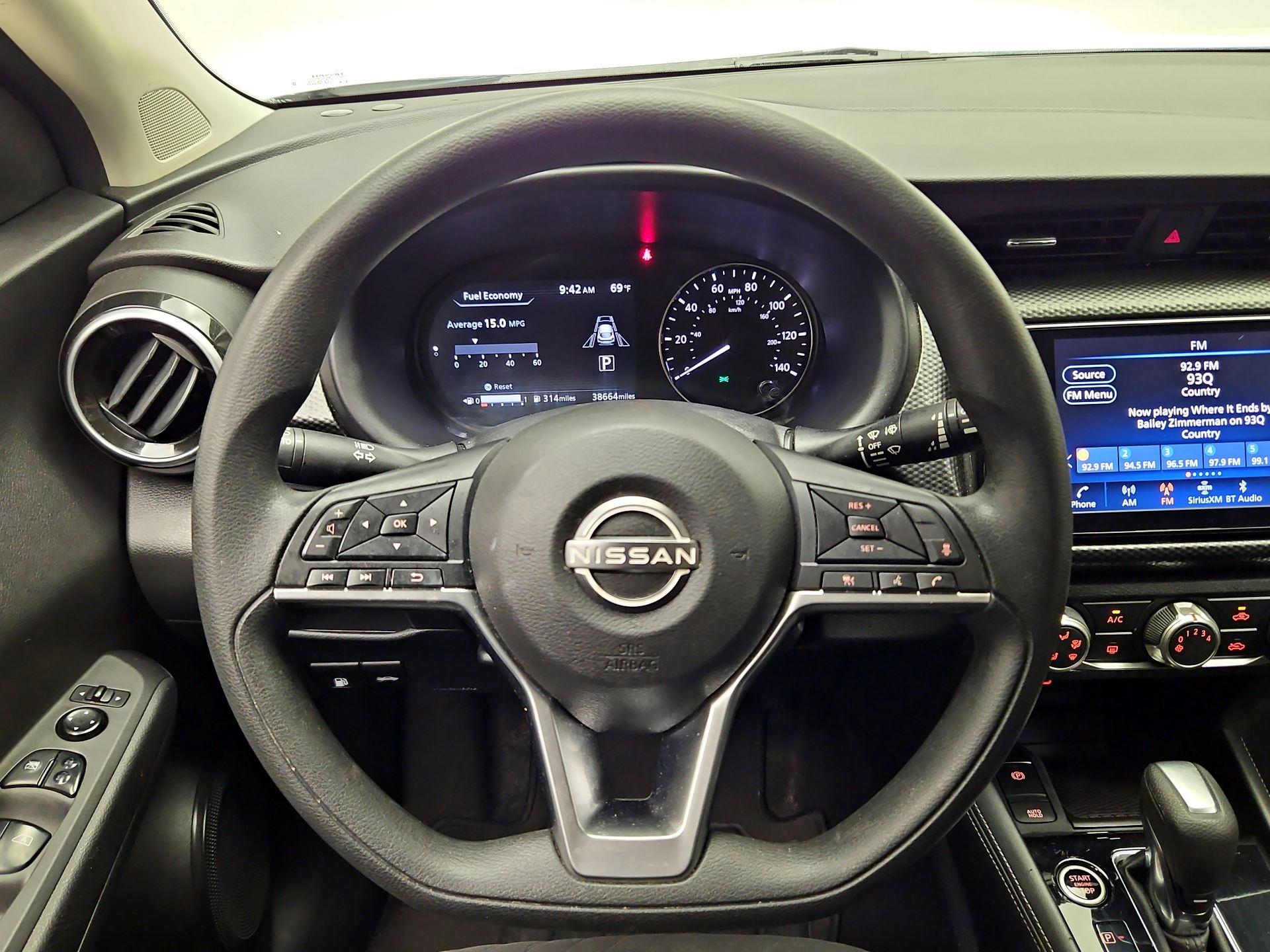 Thumbnail: 2023 Nissan Kicks - 10