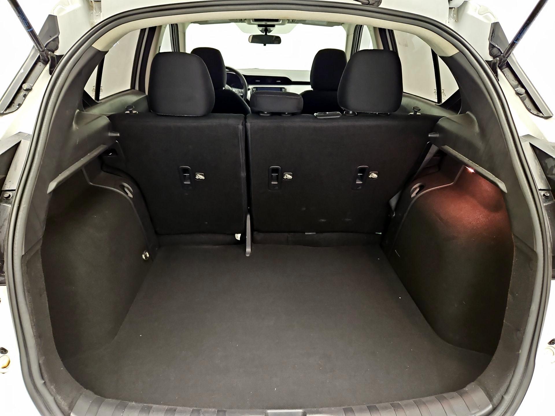 Thumbnail: 2023 Nissan Kicks - 19