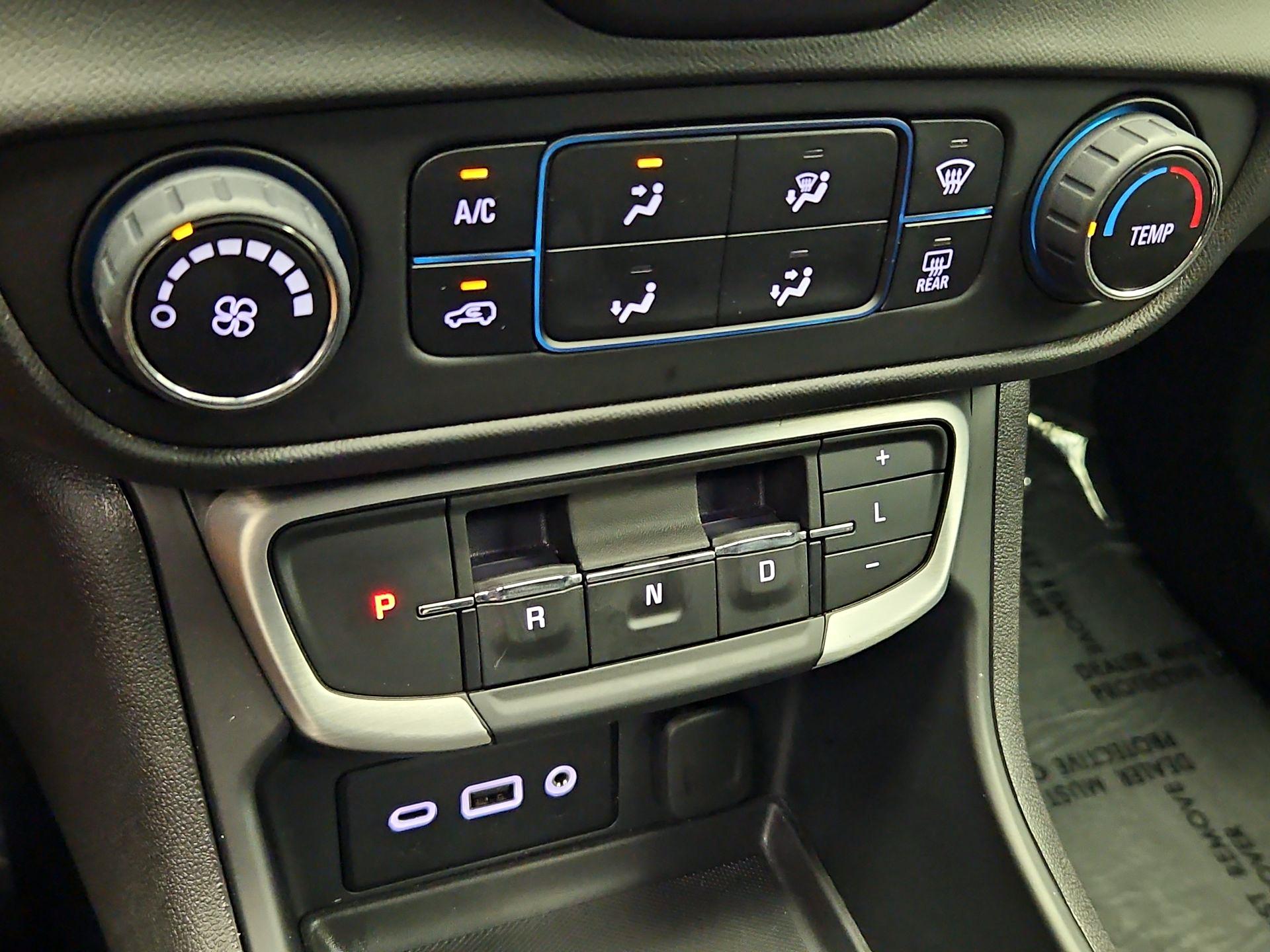 Thumbnail: 2024 GMC Terrain - 16