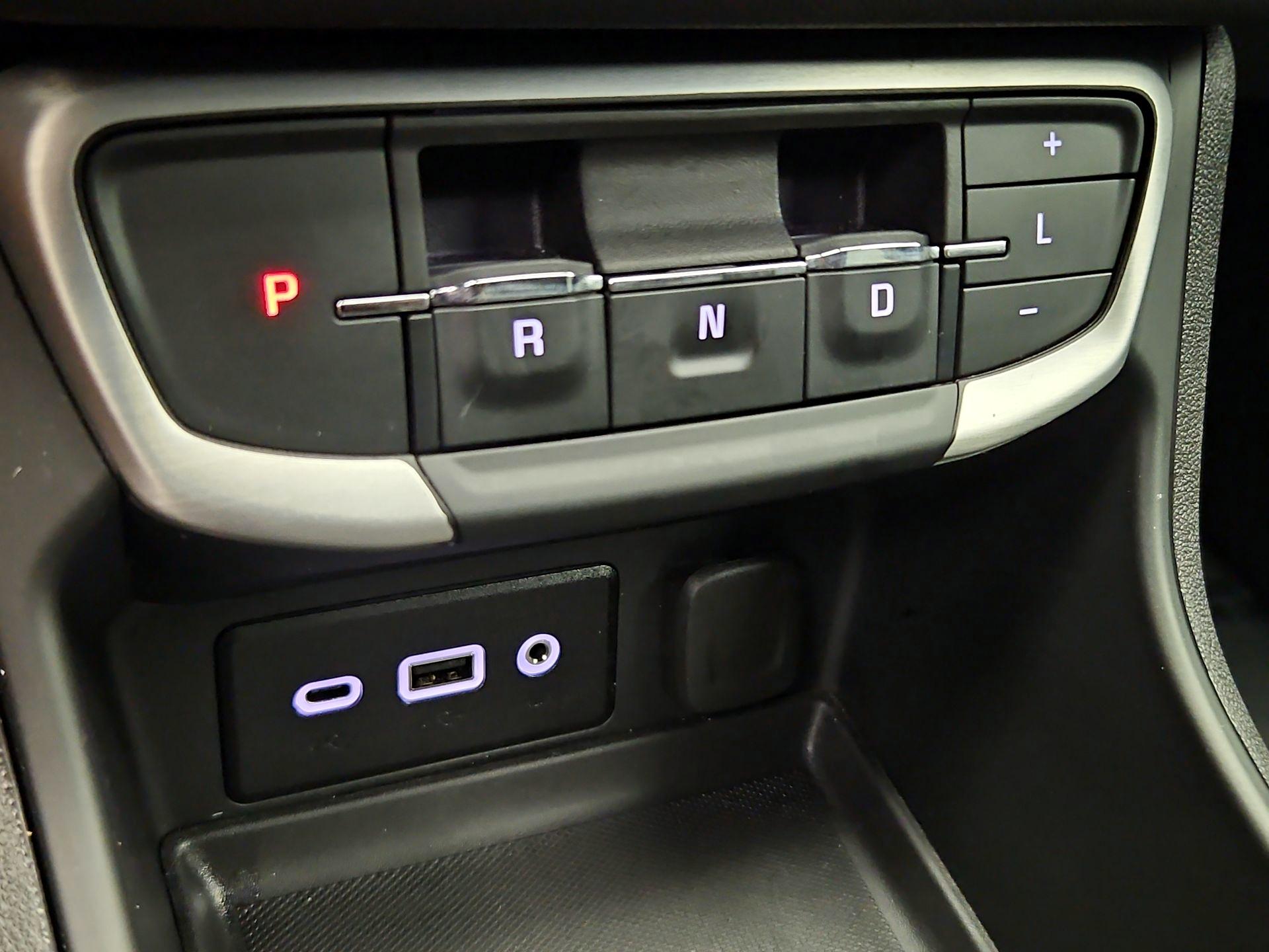 Thumbnail: 2024 GMC Terrain - 17
