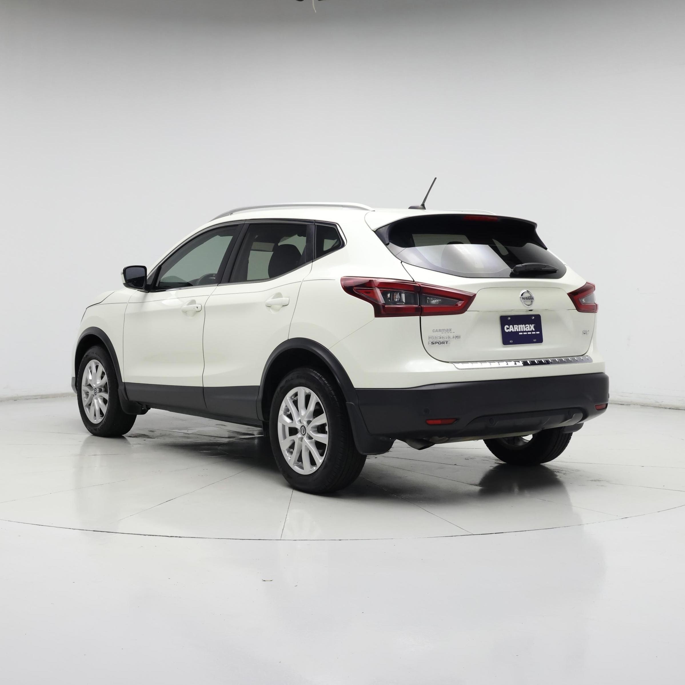 Thumbnail: 2021 Nissan Rogue Sport - 2