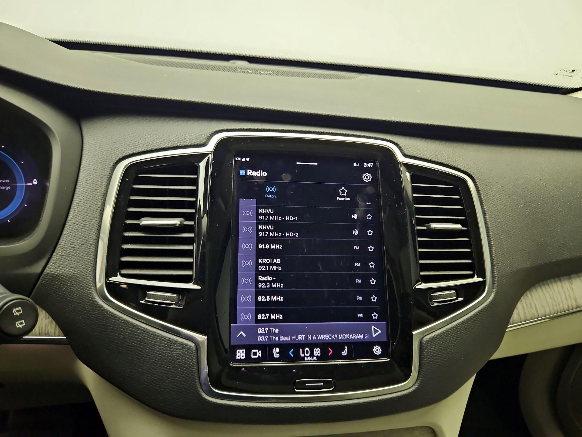 Thumbnail: 2023 Volvo XC90 - 14