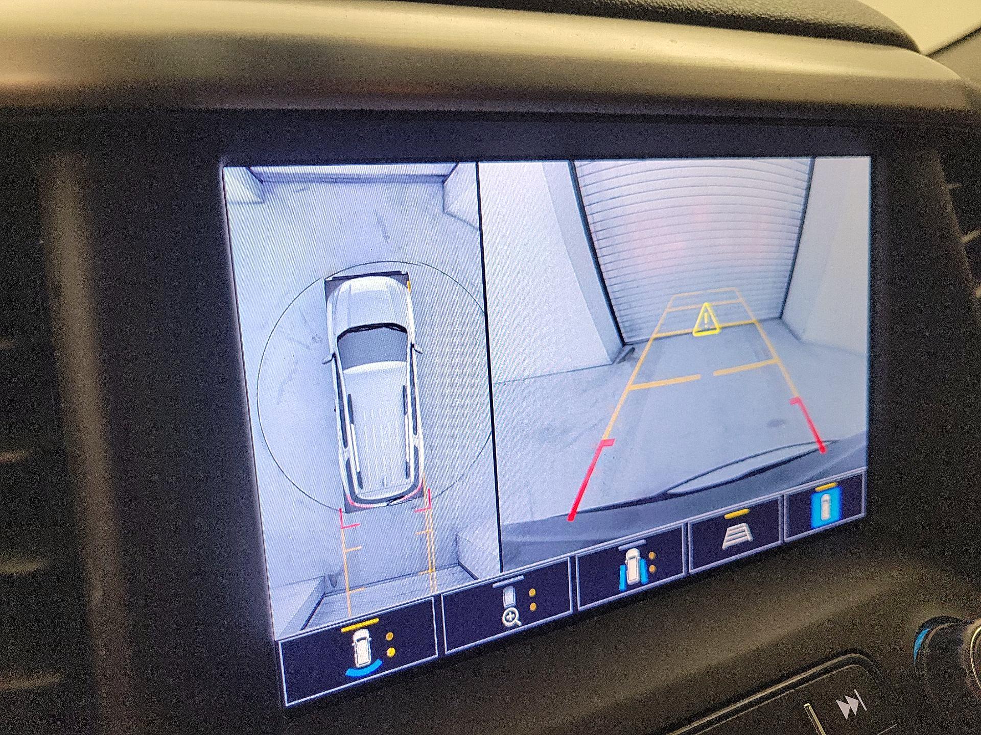 Thumbnail: 2021 GMC Acadia - 15