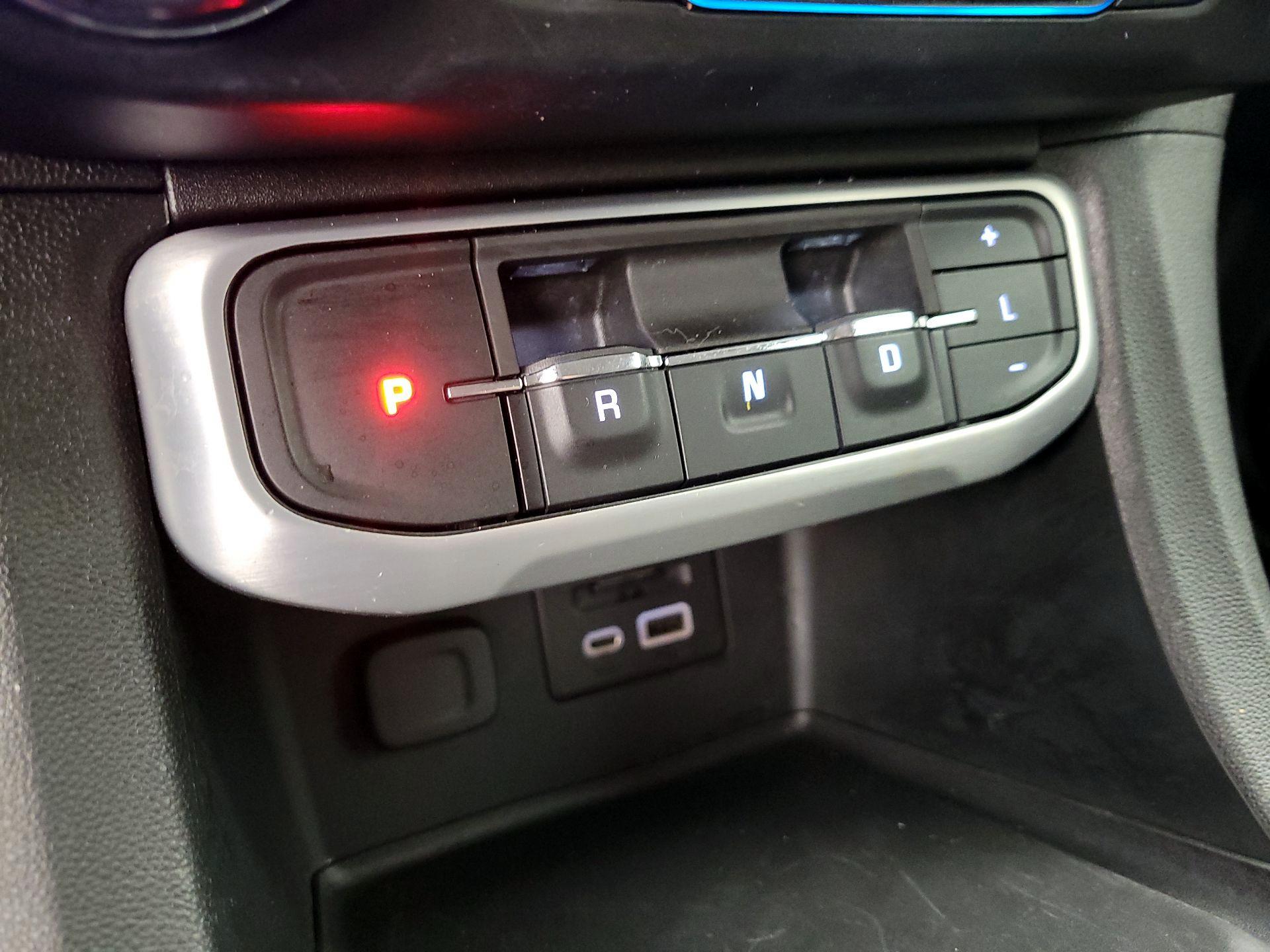 Thumbnail: 2021 GMC Acadia - 18