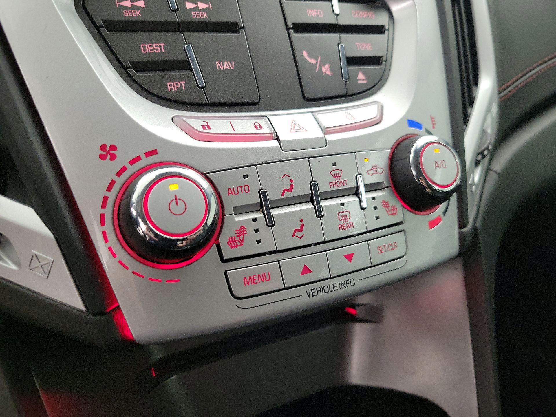 Thumbnail: 2015 GMC Terrain - 17