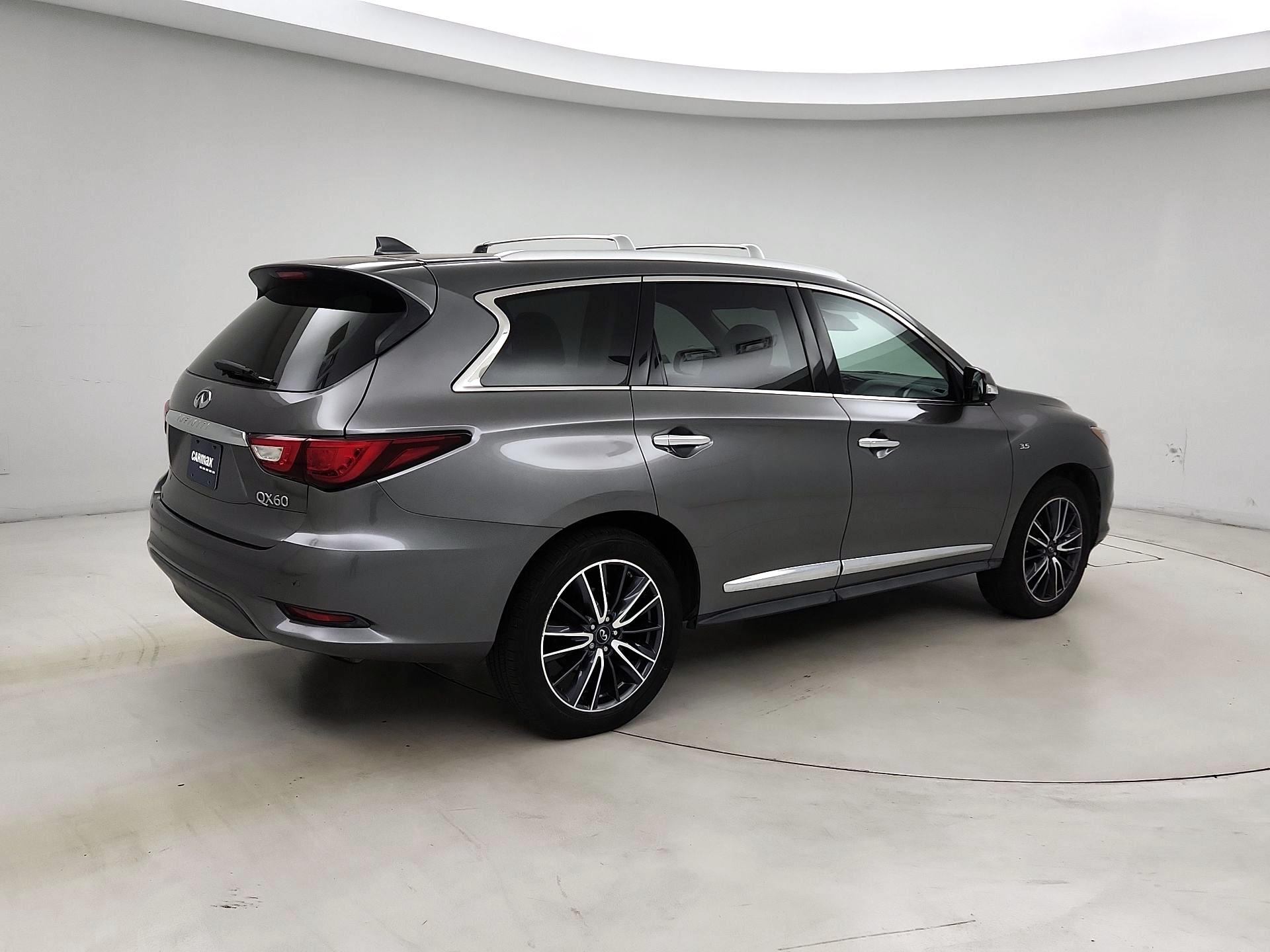 Thumbnail: 2017 INFINITI QX60 - 5