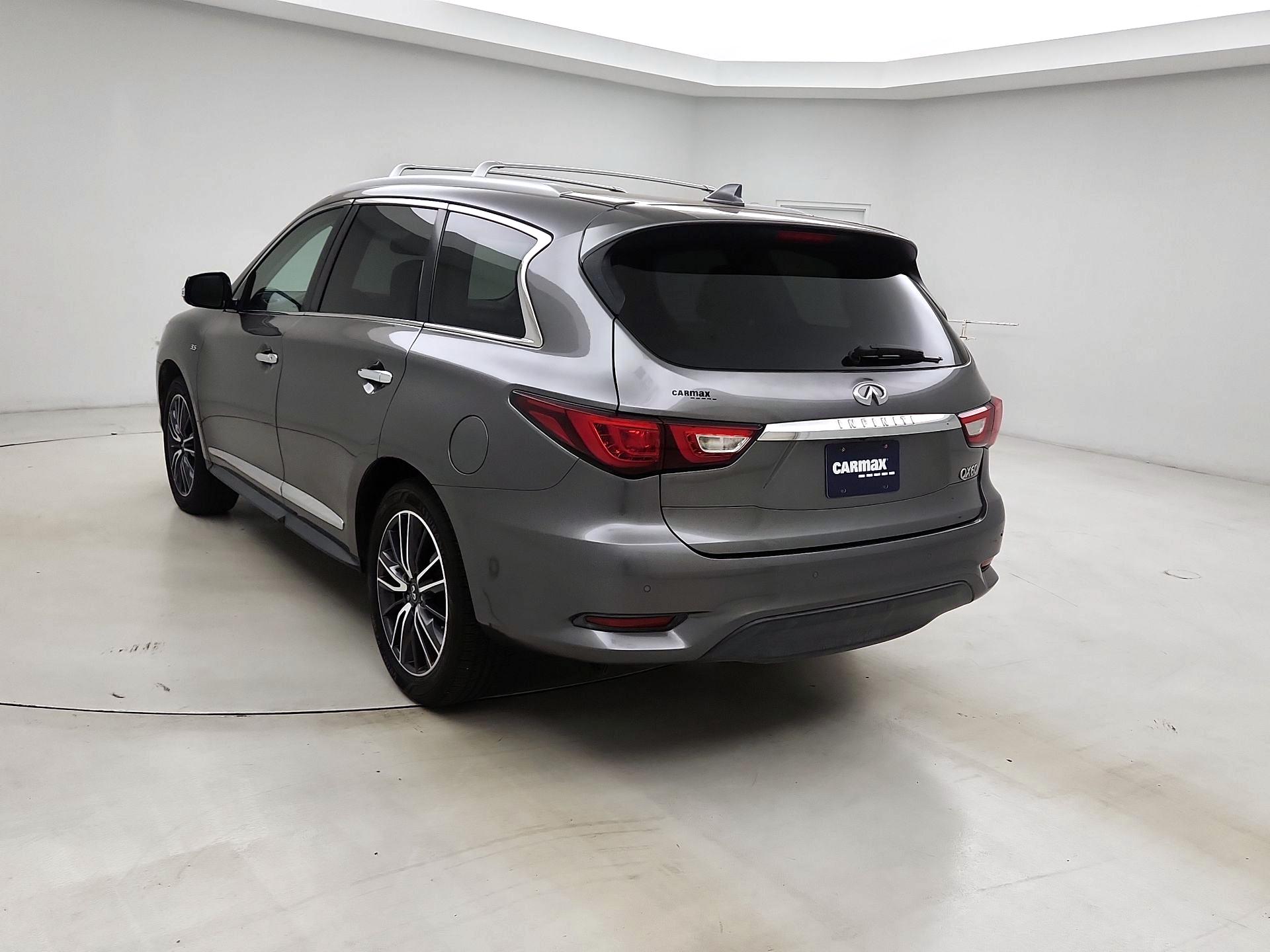 Thumbnail: 2017 INFINITI QX60 - 7