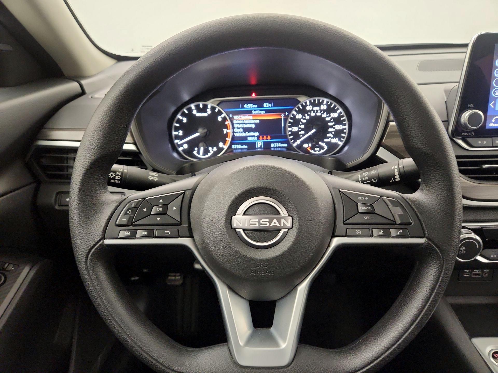 Thumbnail: 2025 Nissan Altima - 10