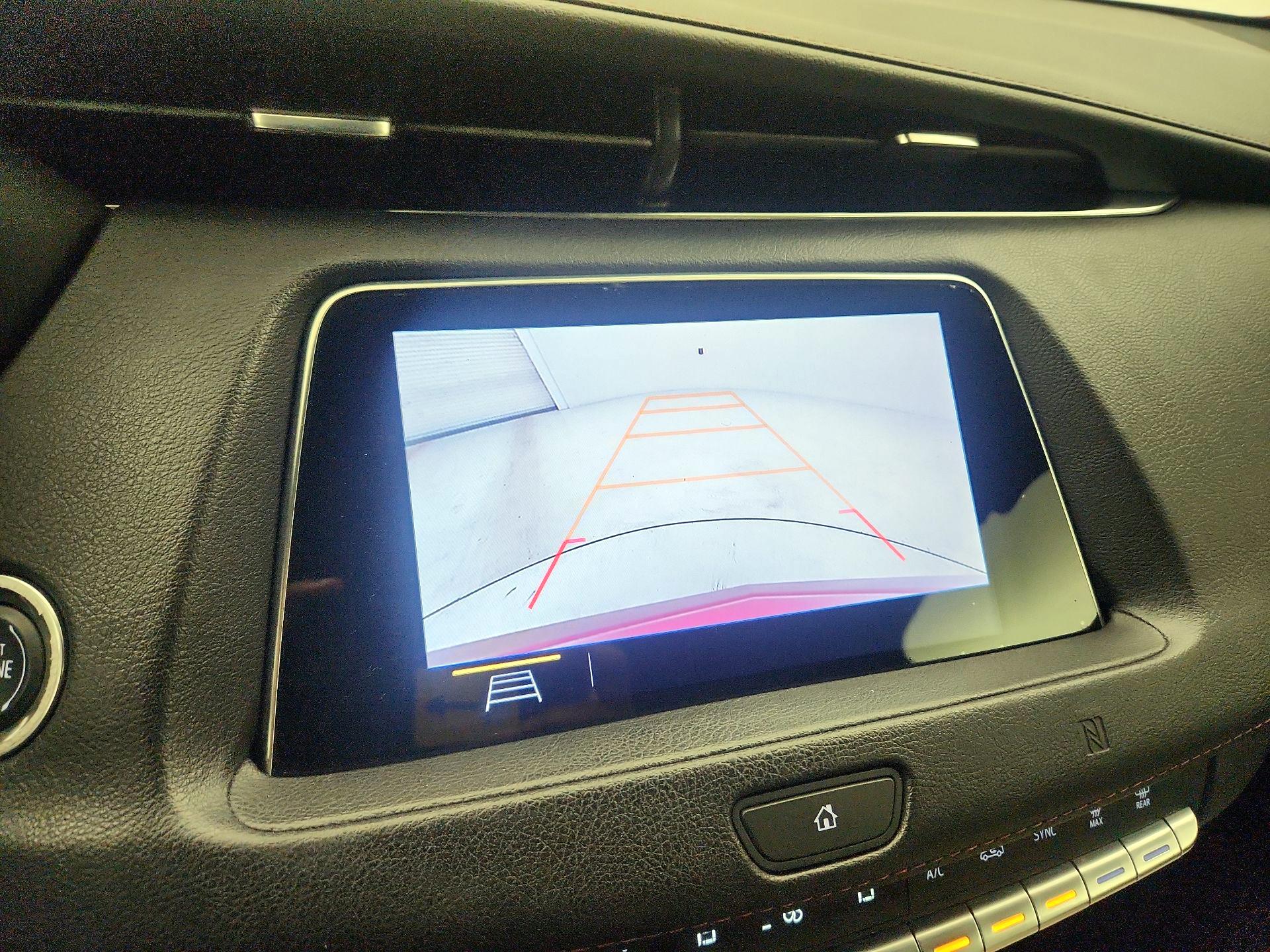 Thumbnail: 2019 Cadillac XT4 - 15