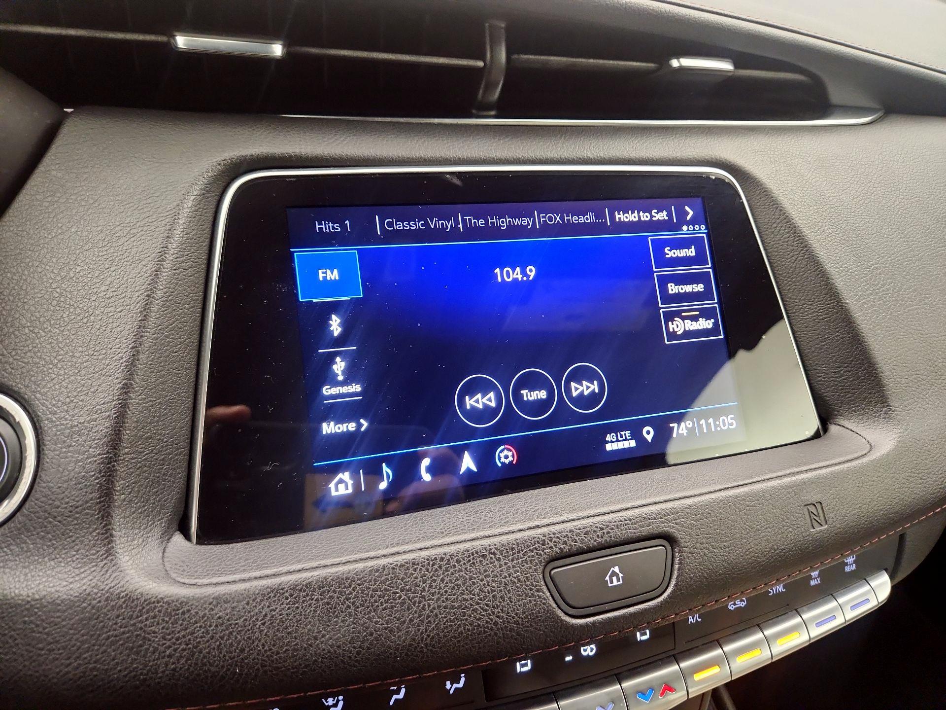 Thumbnail: 2019 Cadillac XT4 - 16