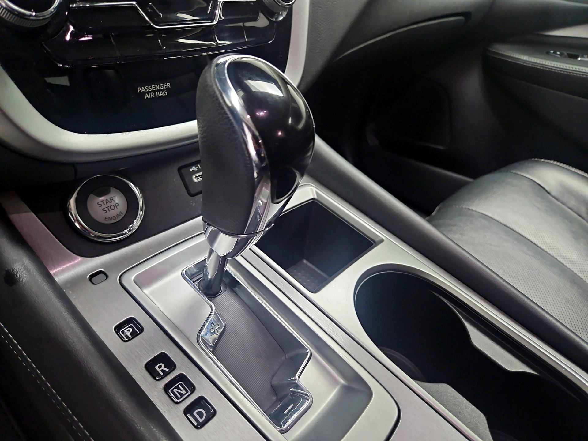 Thumbnail: 2020 Nissan Murano - 17