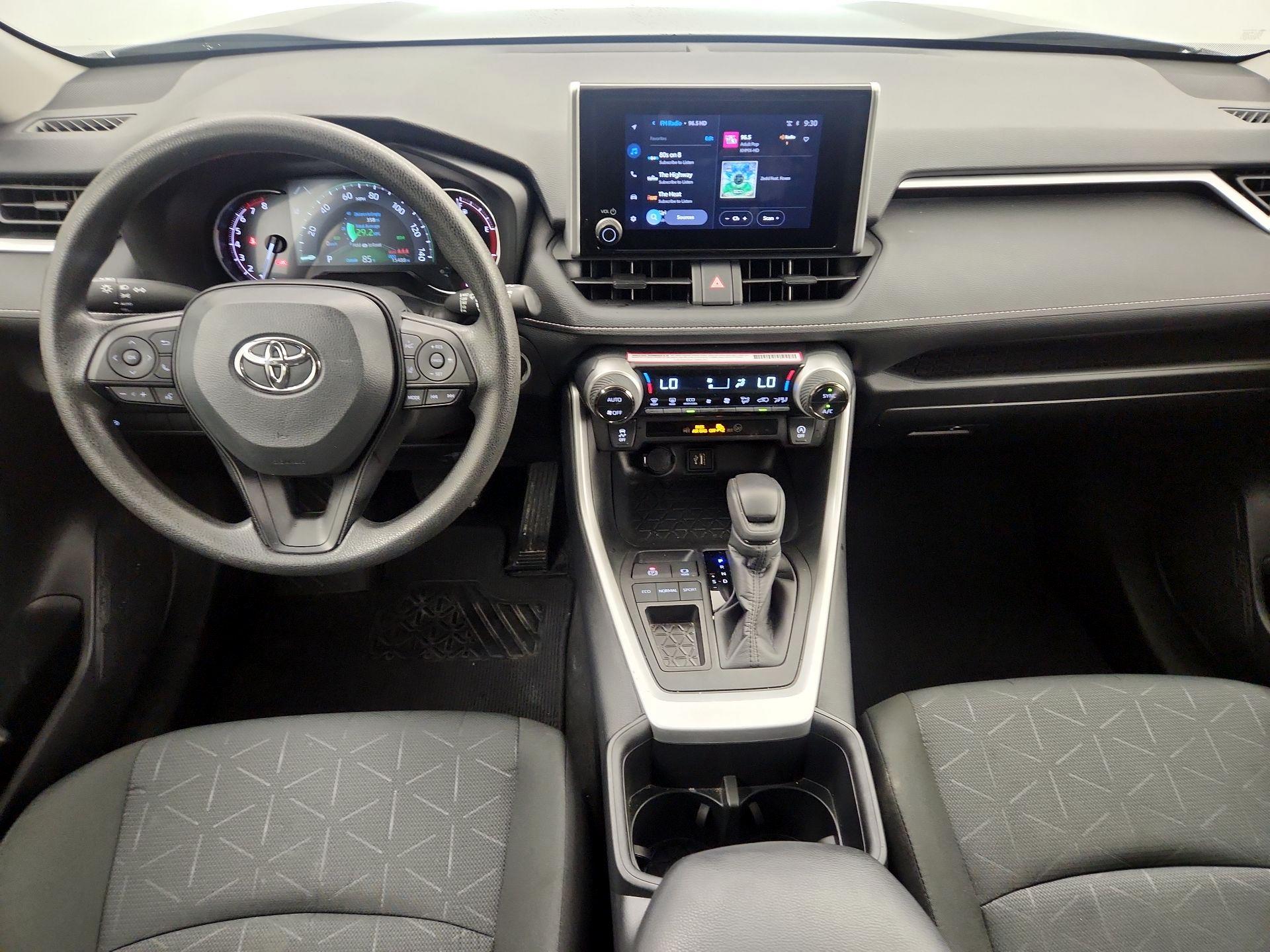 Thumbnail: 2024 Toyota RAV4 - 9