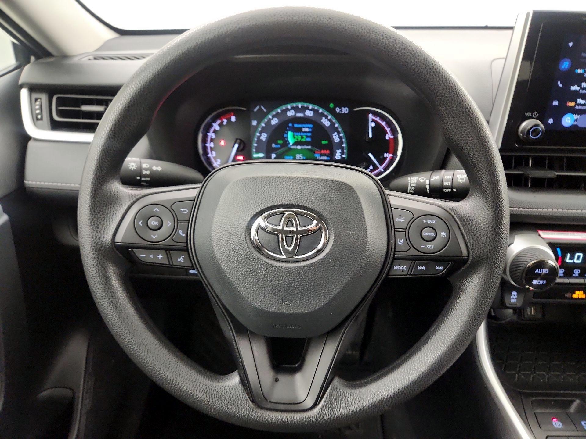 Thumbnail: 2024 Toyota RAV4 - 10