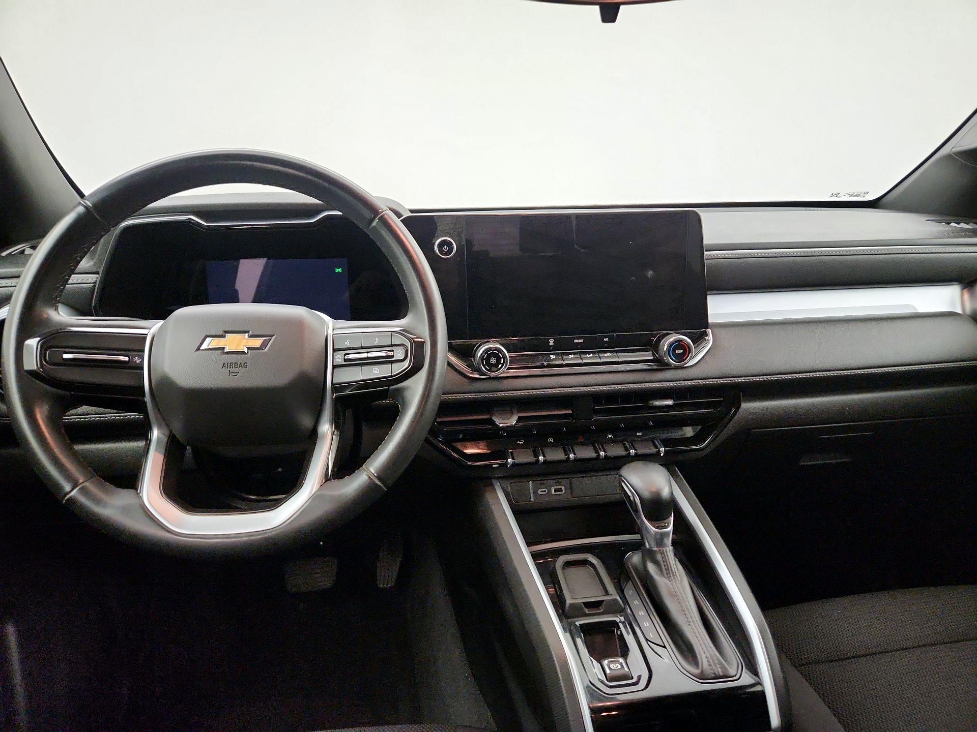 Thumbnail: 2023 Chevrolet Colorado - 9