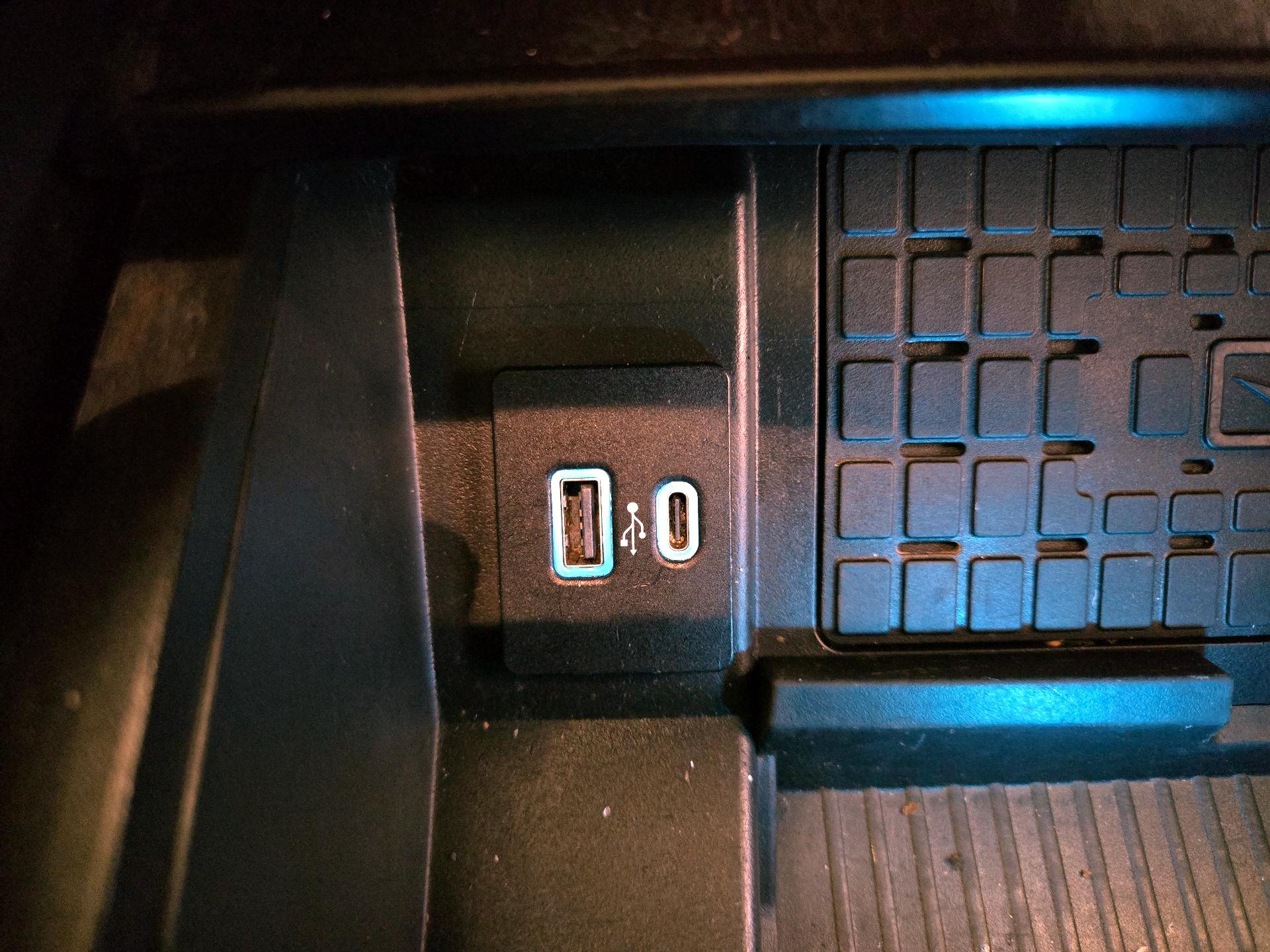 Thumbnail: 2022 Ford Expedition MAX - 19