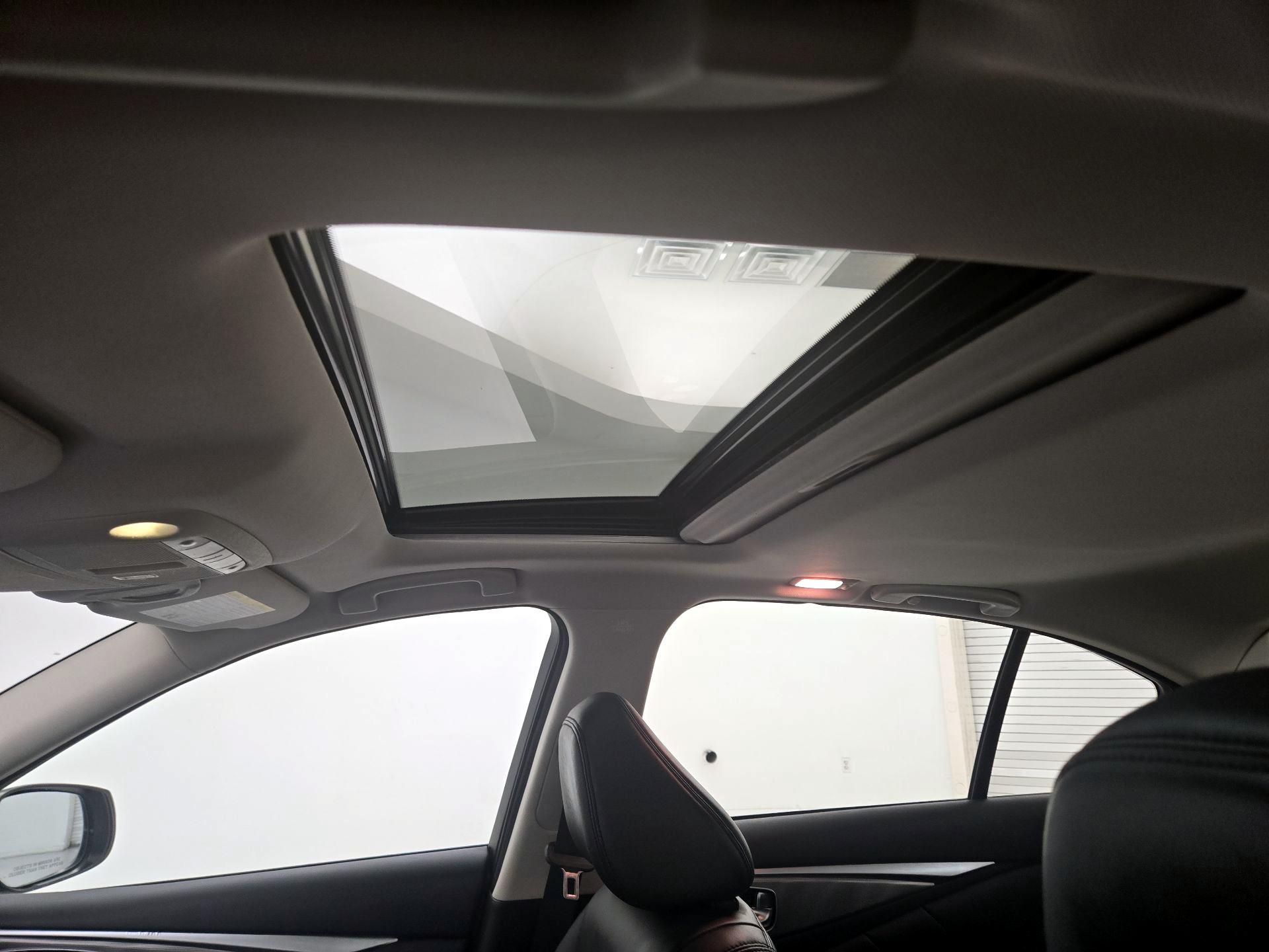 Thumbnail: 2014 INFINITI Q50 - 20