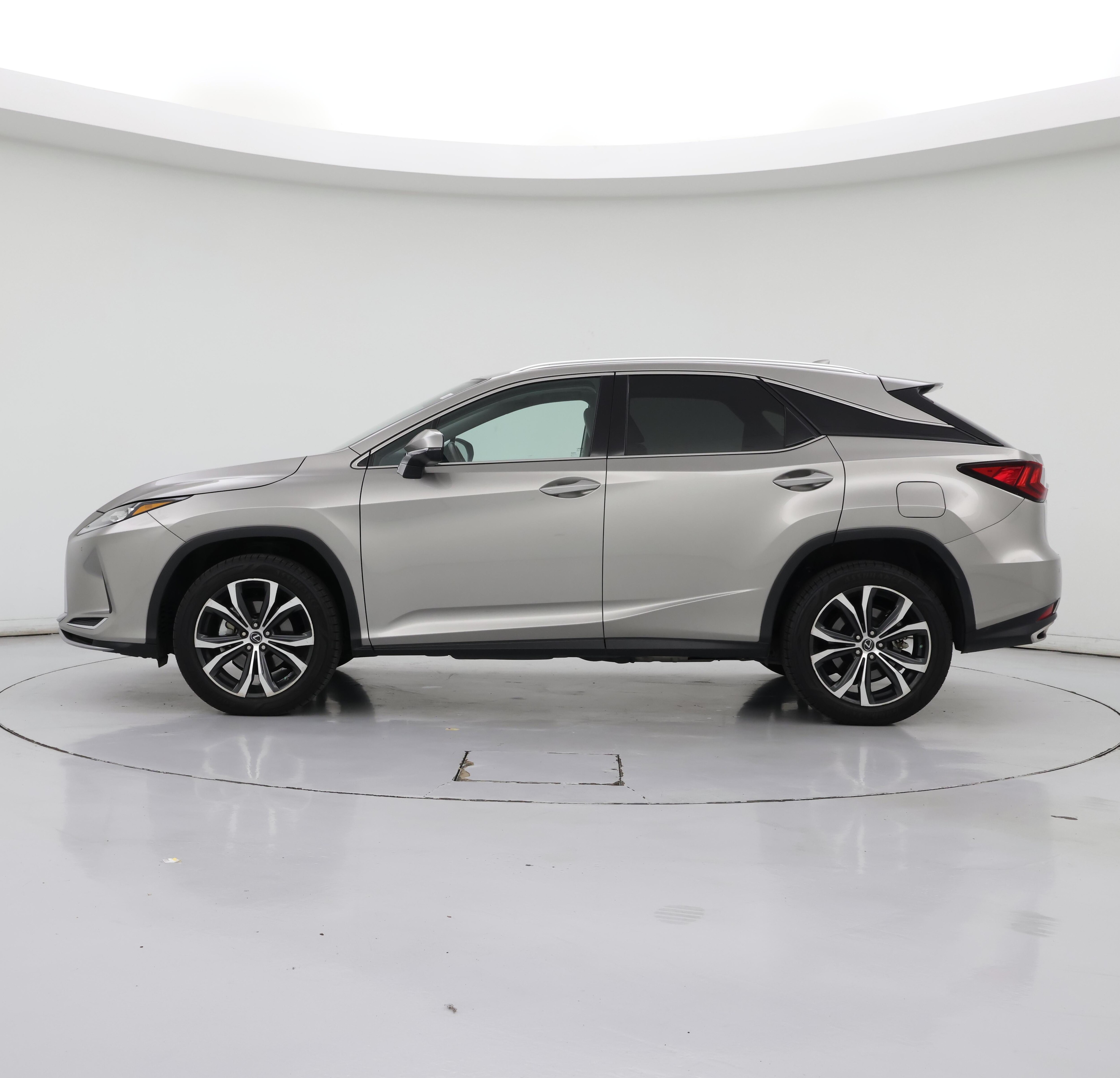 Thumbnail: 2021 Lexus RX - 3