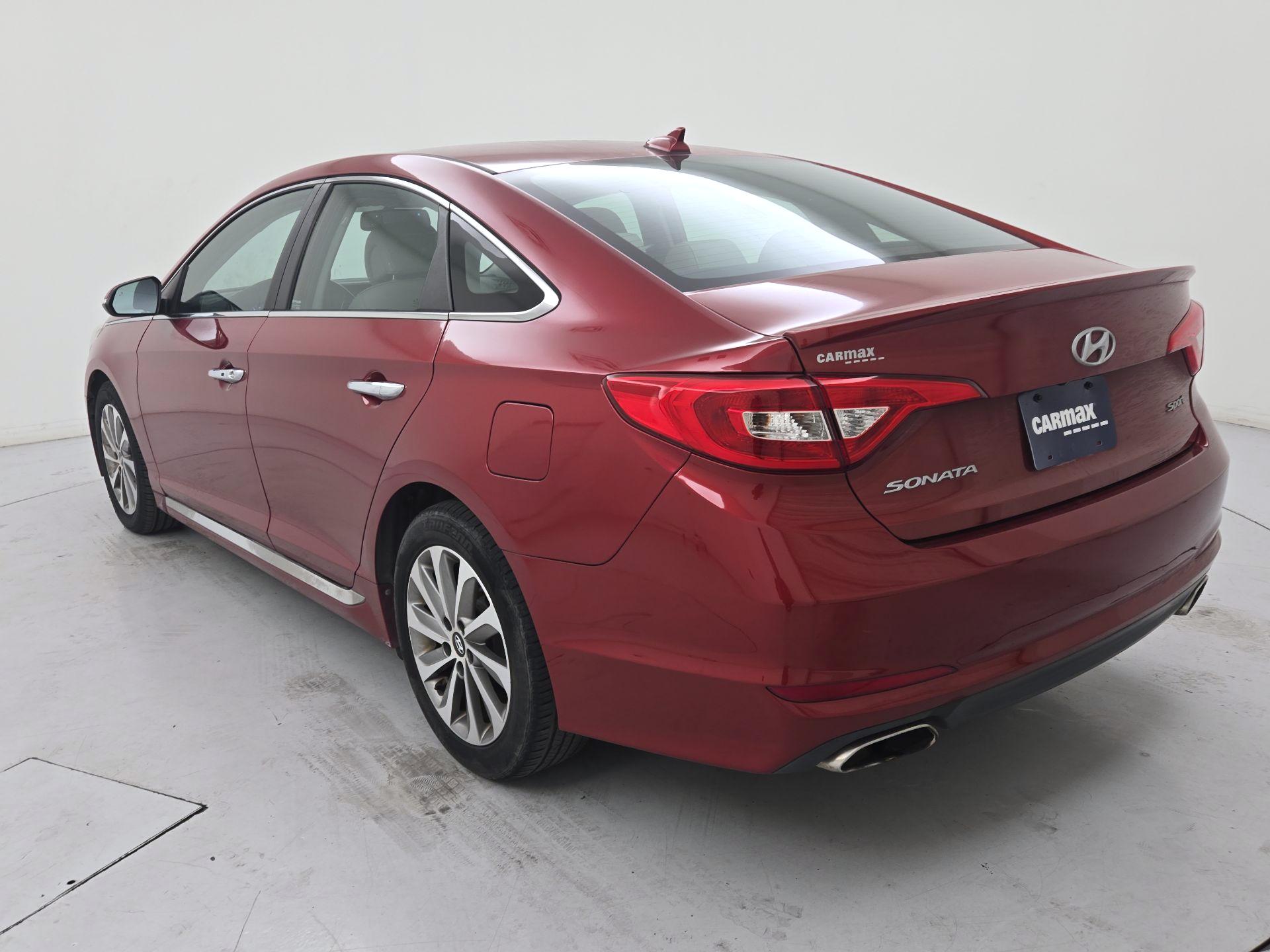 Thumbnail: 2016 Hyundai Sonata - 7